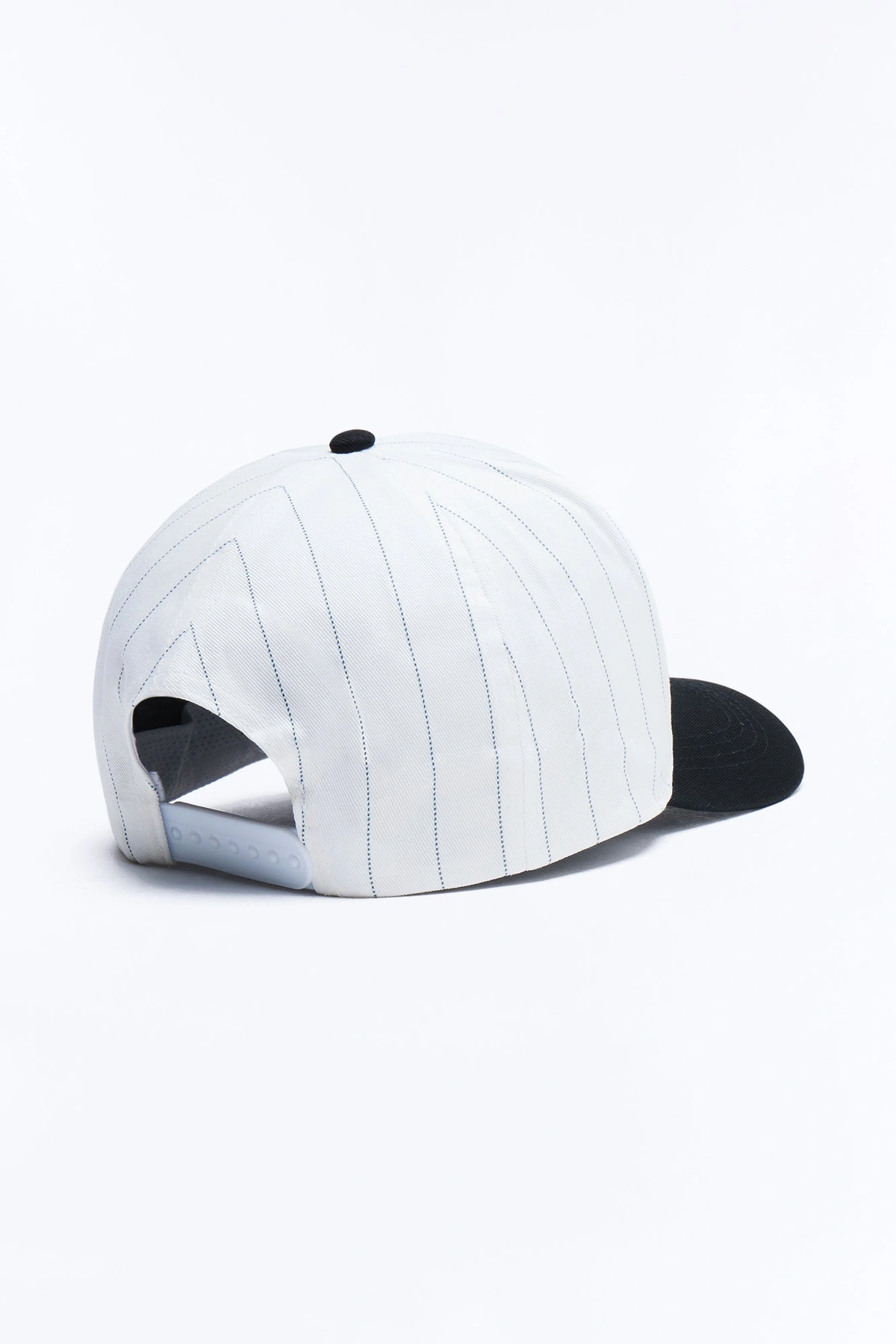 Out Of Your League Baseball Hat - White/combo — Branco/combinação