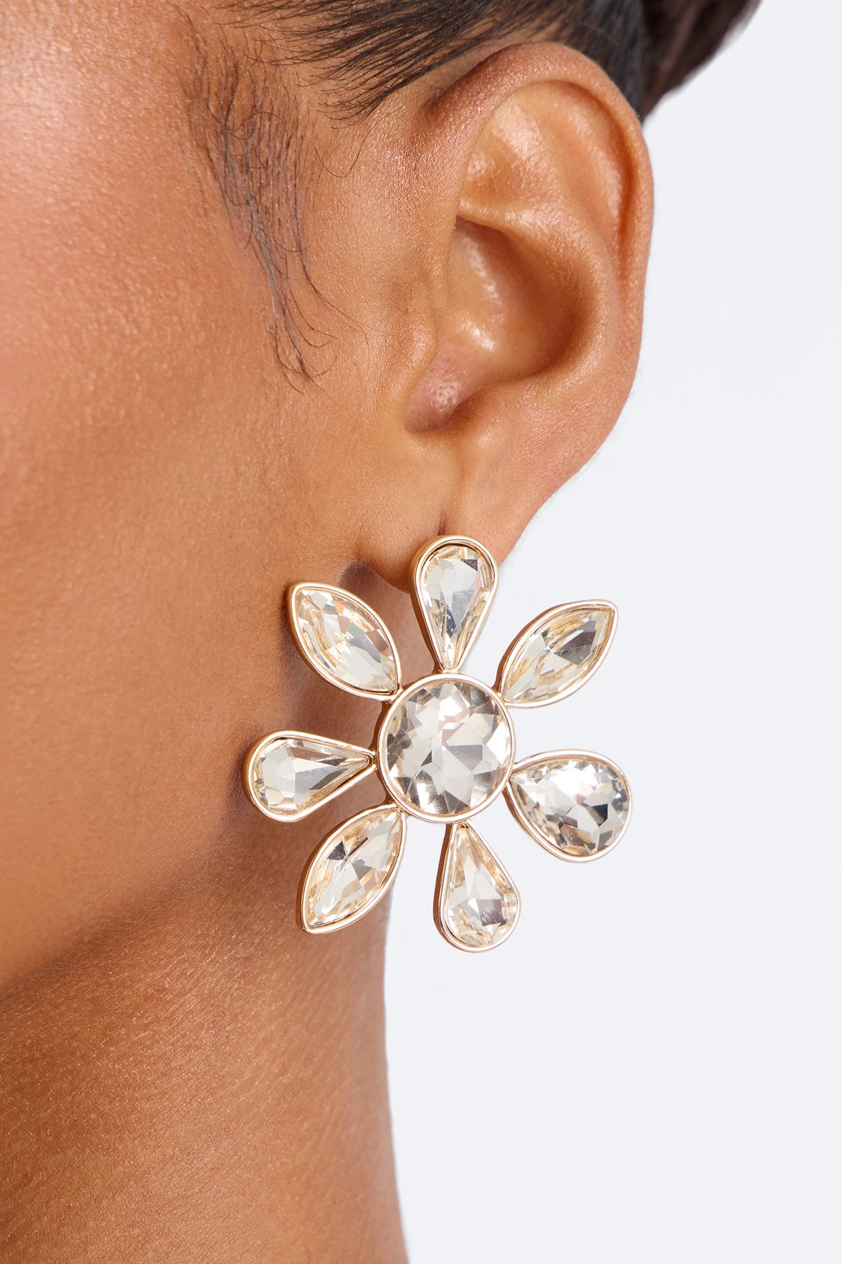 Petal Party Rhinestones Stud Earrings - Gold — Dourado