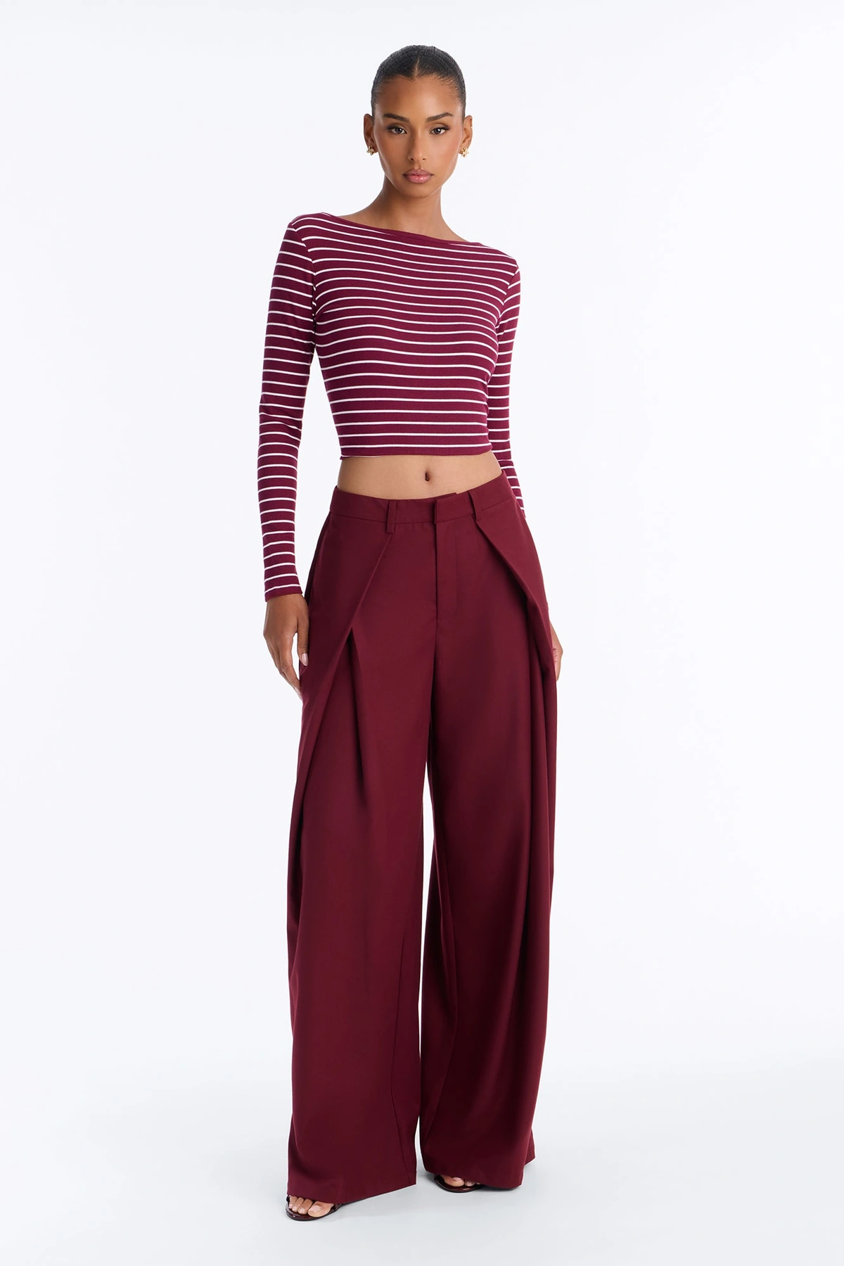 Executive Realness Pleated Wide Leg Trouser 33″ - Burgundy — Bordô