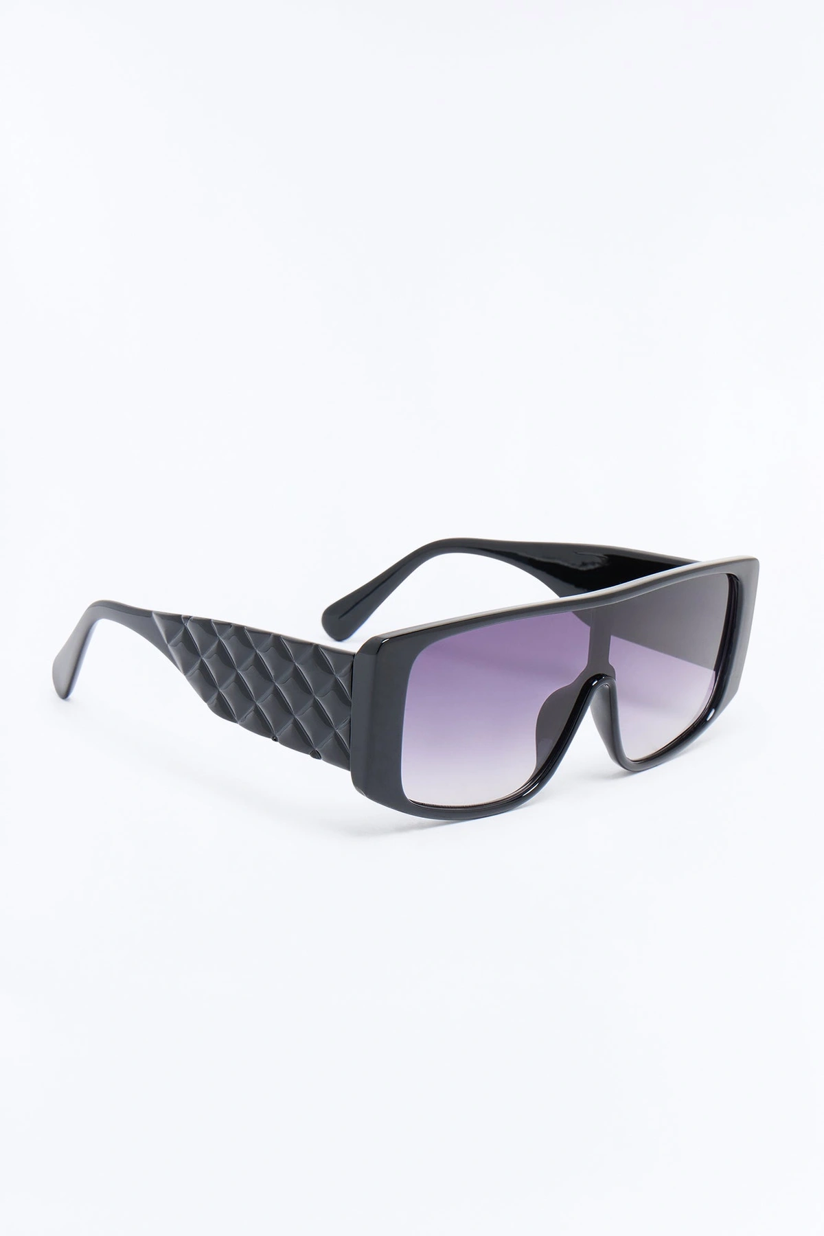 Quilted With Class Sunglasses - Black — Preto