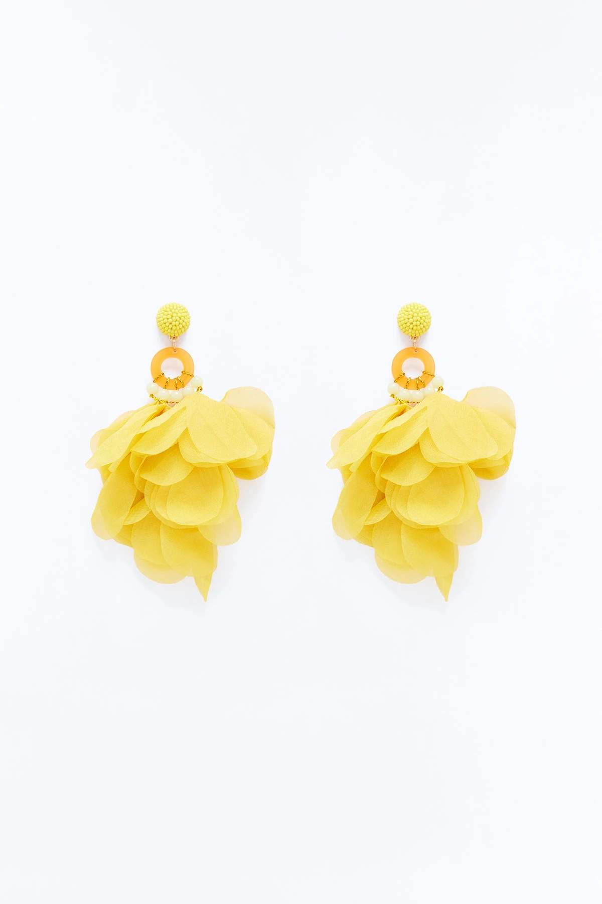 Dancing In The Garden Earrings - Yellow — Amarelo