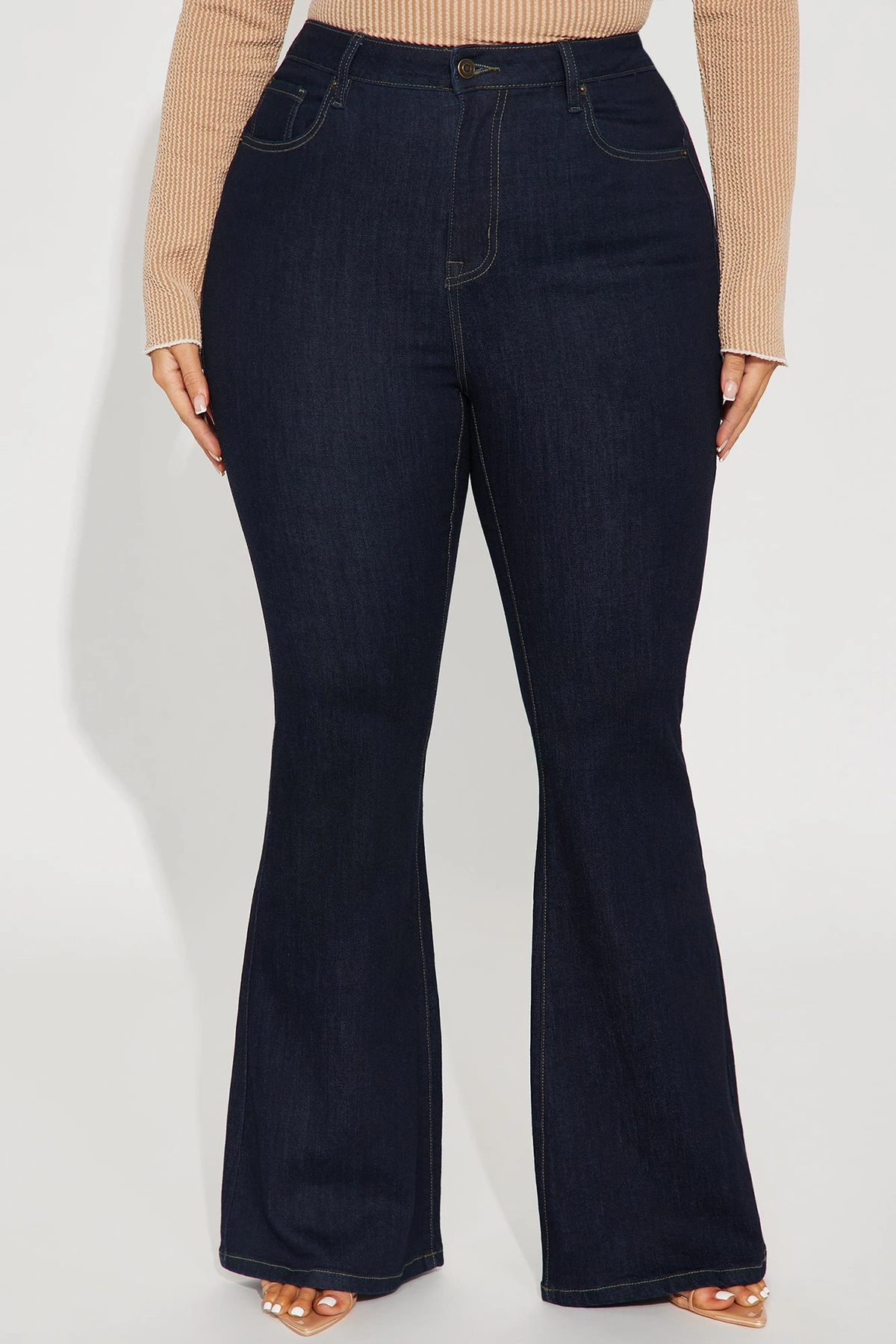 Milana Sculpting Stretch Flare Jeans - Dark Wash — Ganga de lavagem escura