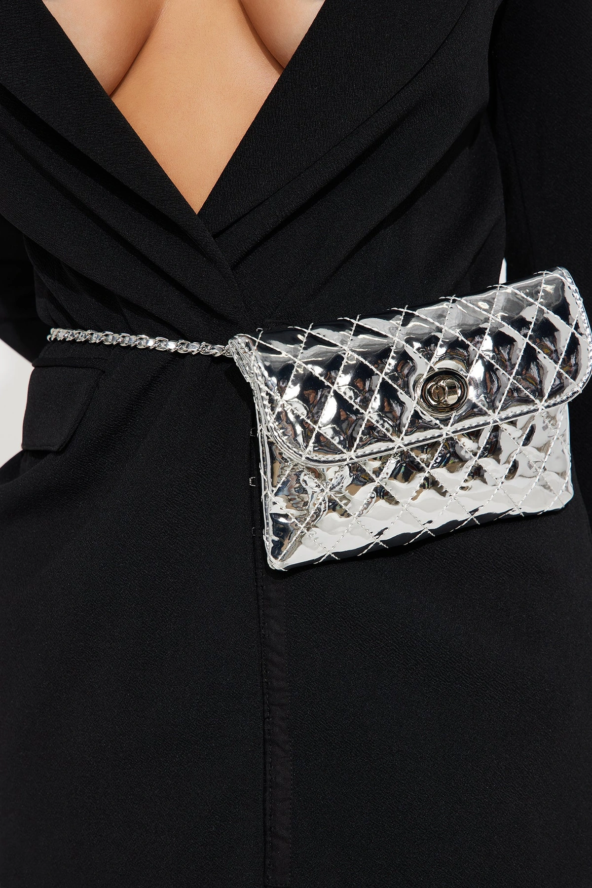Never A Basic Gal Belt Bag - Silver — Prateado