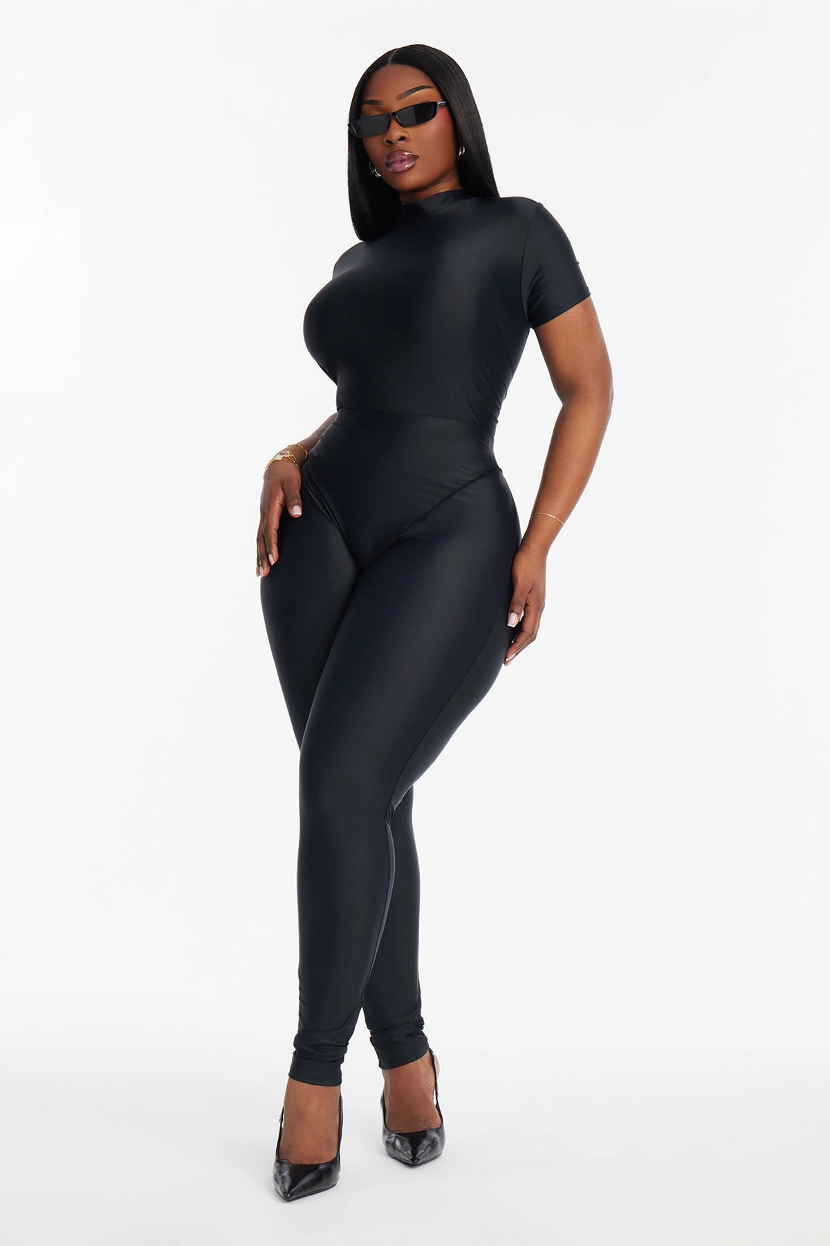Isabelle High Neck Legging Set - Black — Preto