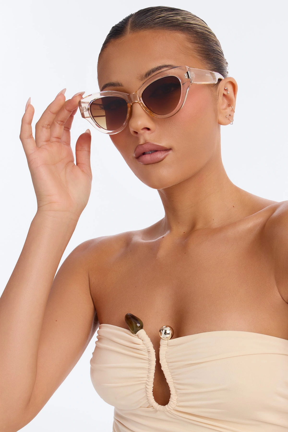Beach Front Escape Sunglasses - Peach — Peach