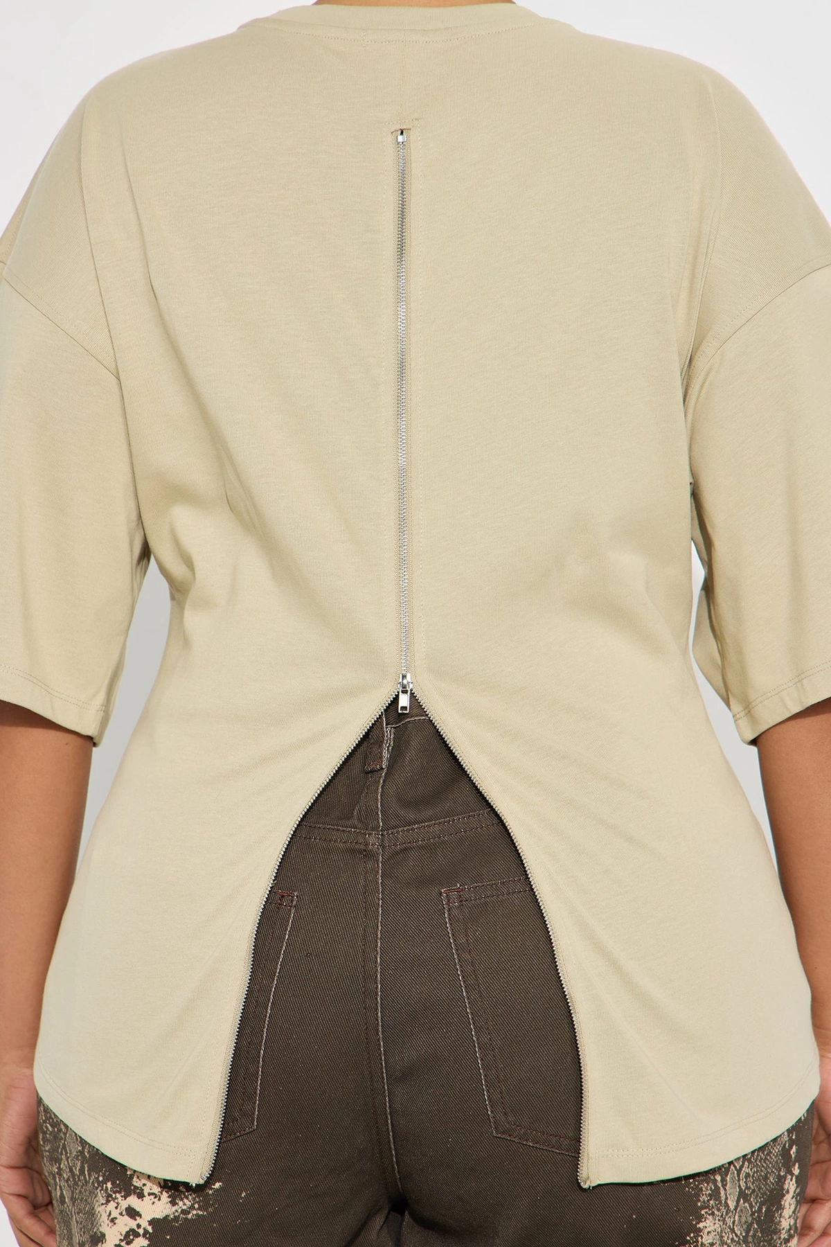 Jayden Fitted T-Shirt - Stone — Bege-pedra