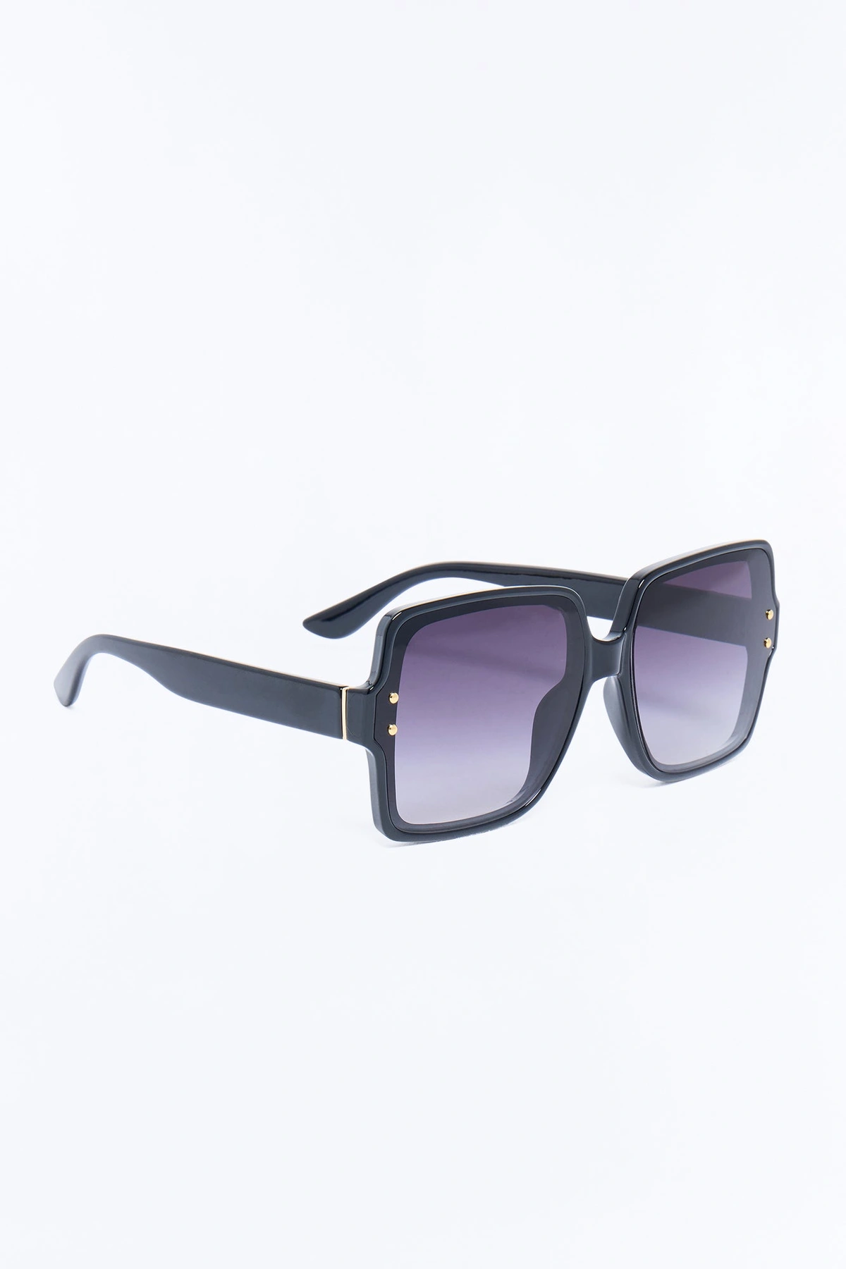 Weekend Plans Sunglasses - Black — Preto