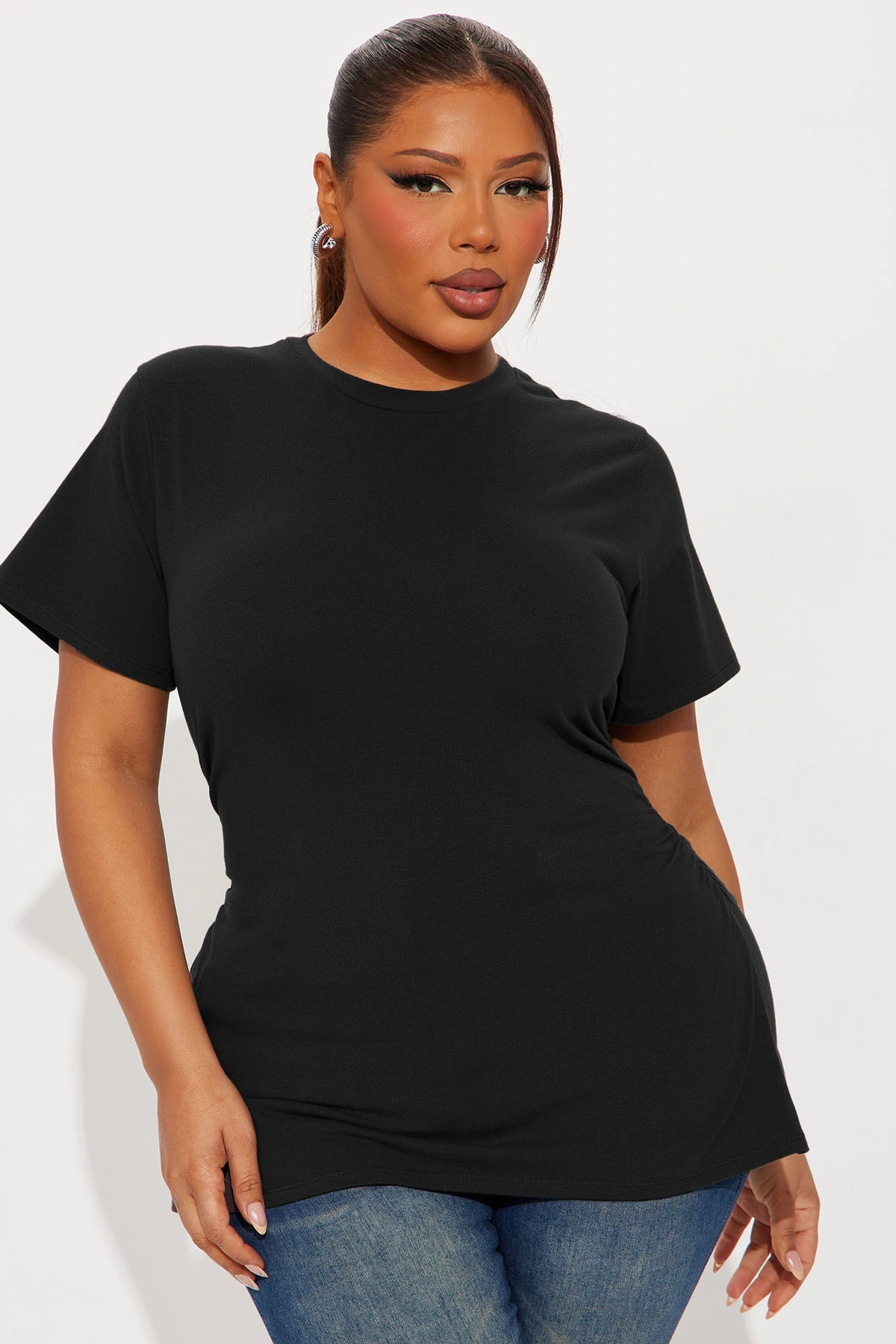Simply Me Ruched Short Sleeve T-Shirt - Black — Preto