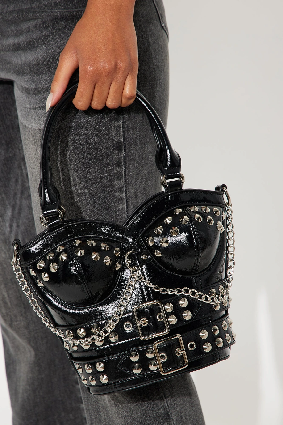Heart Throb Studded Satchel Bag - Black — Preto