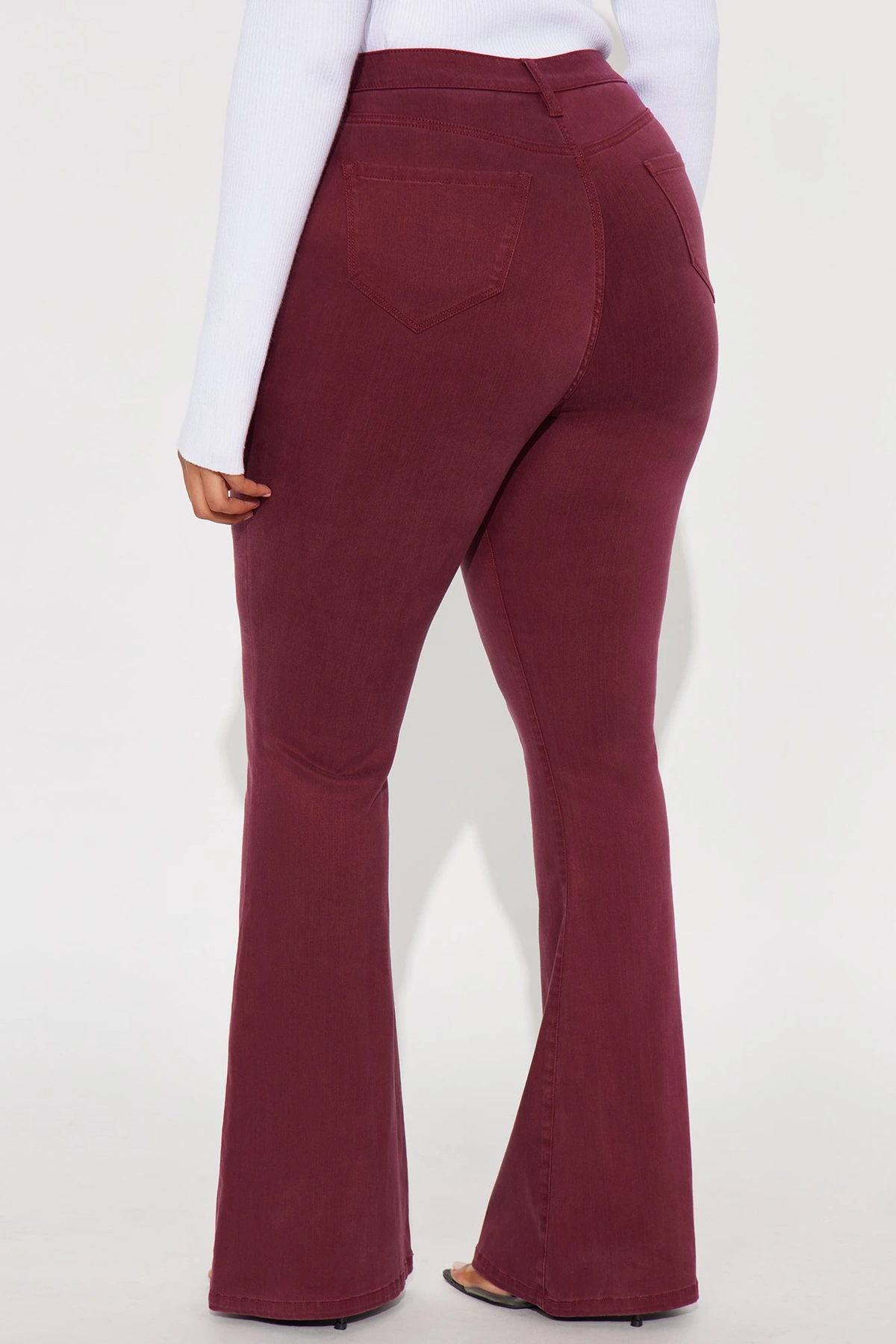 Deep In My Soul Flare Jeans - Burgundy — Bordô