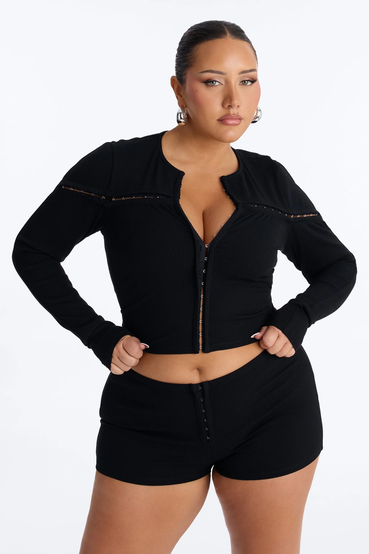 Kami Snatched 2 Piece Micro Mini Short Set - Black — Preto