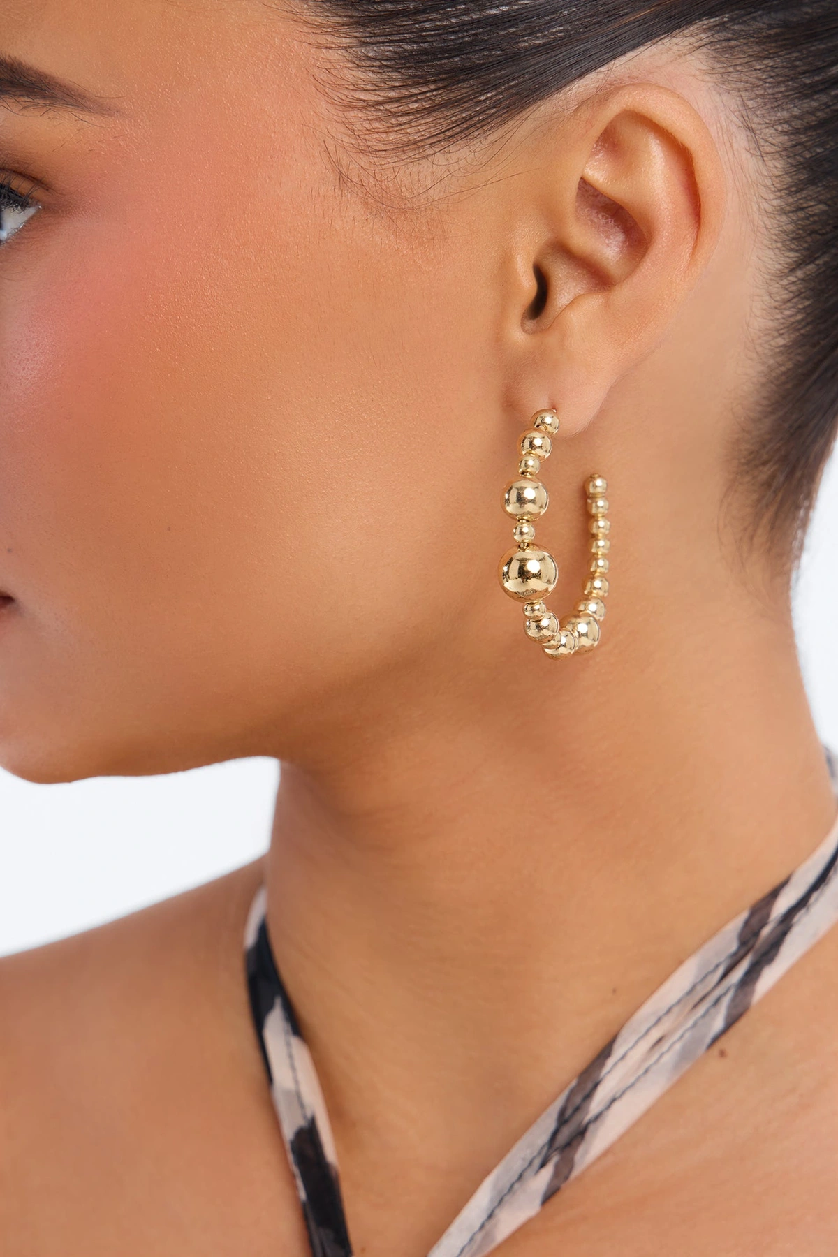 Thought About It Hoop Earrings - Gold — Dourado