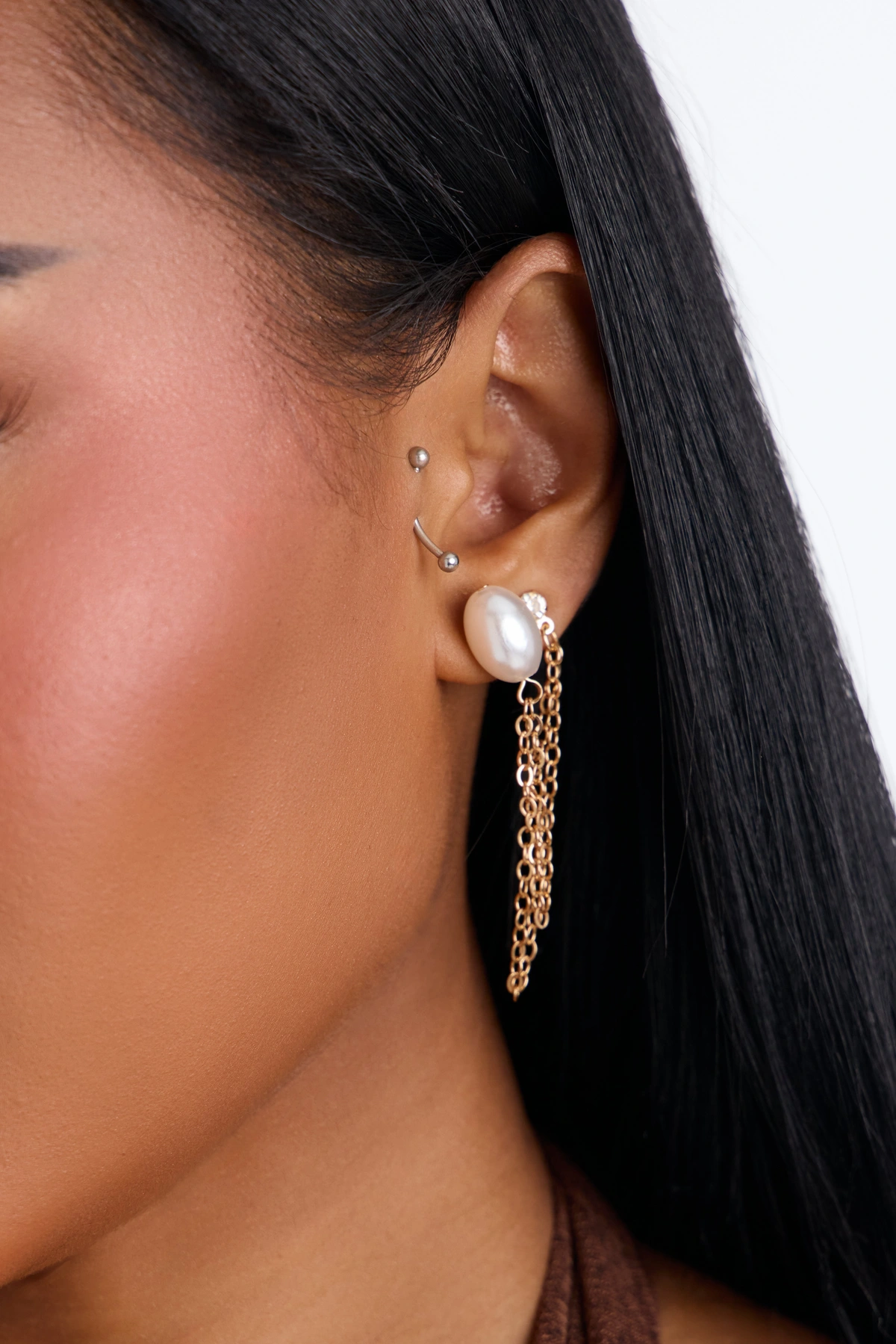 Fresh Water Pearl Double Piercing Earrings - Gold — Dourado