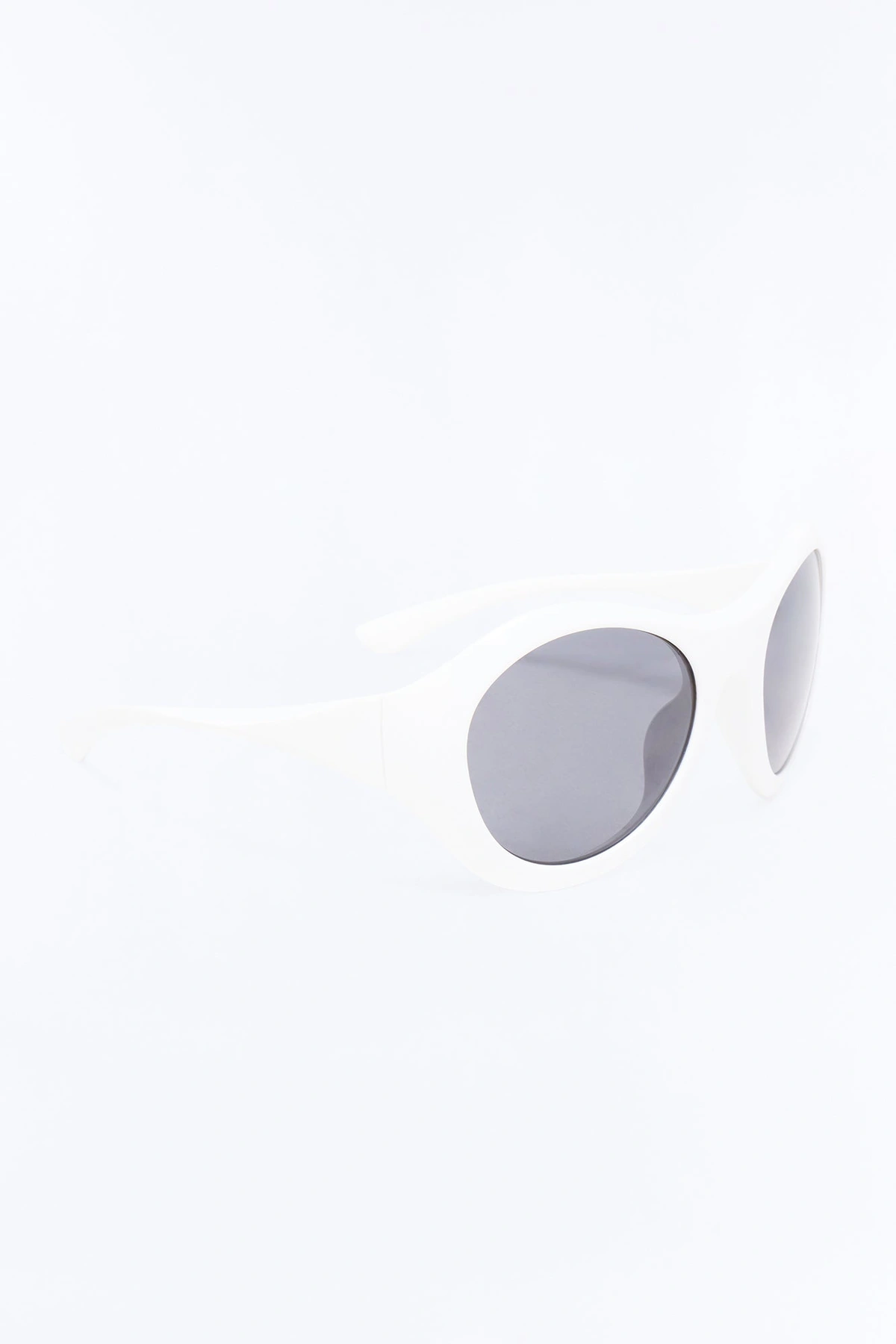 Bugged Out Sunglasses - White — Branco