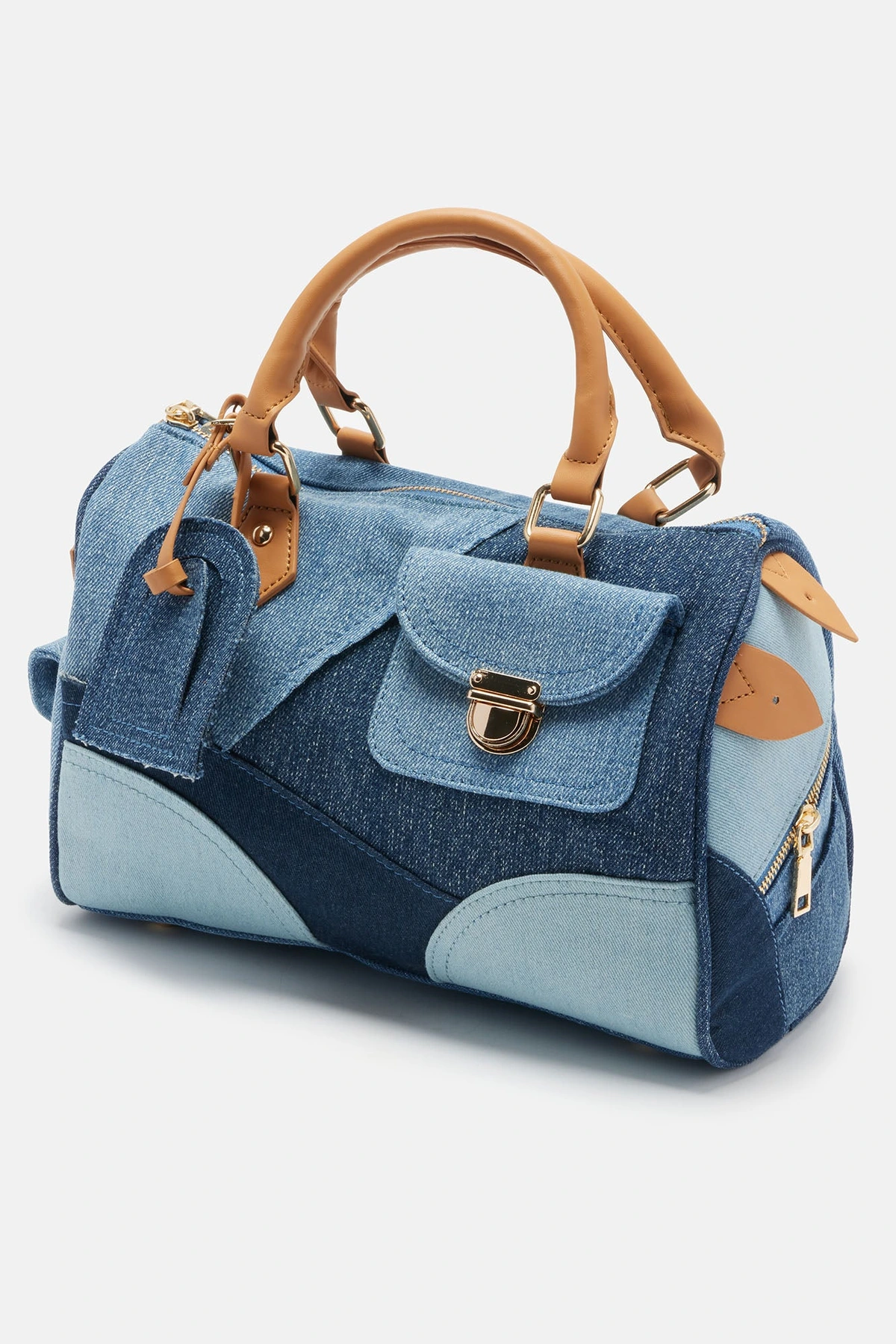Coolest On The Block Handbag - Light Wash — Ganga de lavagem clara