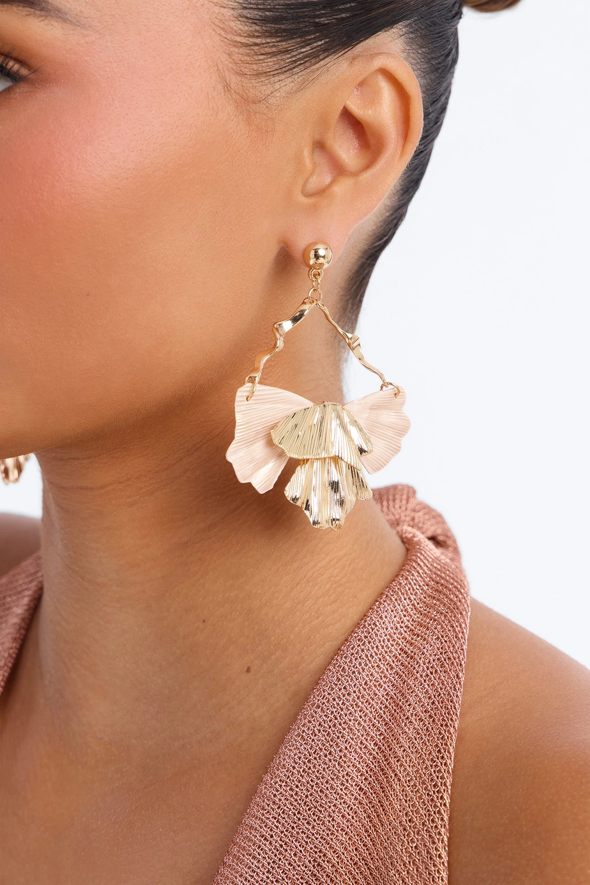 Never A Fan Girl Drop Earrings - Gold/combo — Dourado/combinação