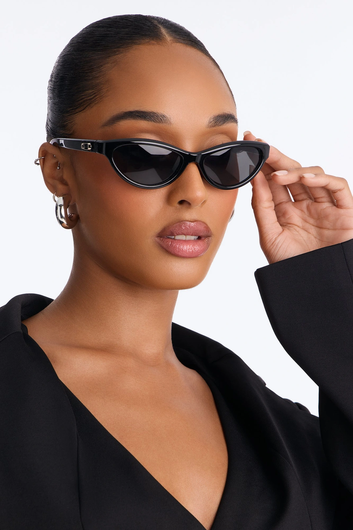 Small Talk Sunglasses - Black — Preto