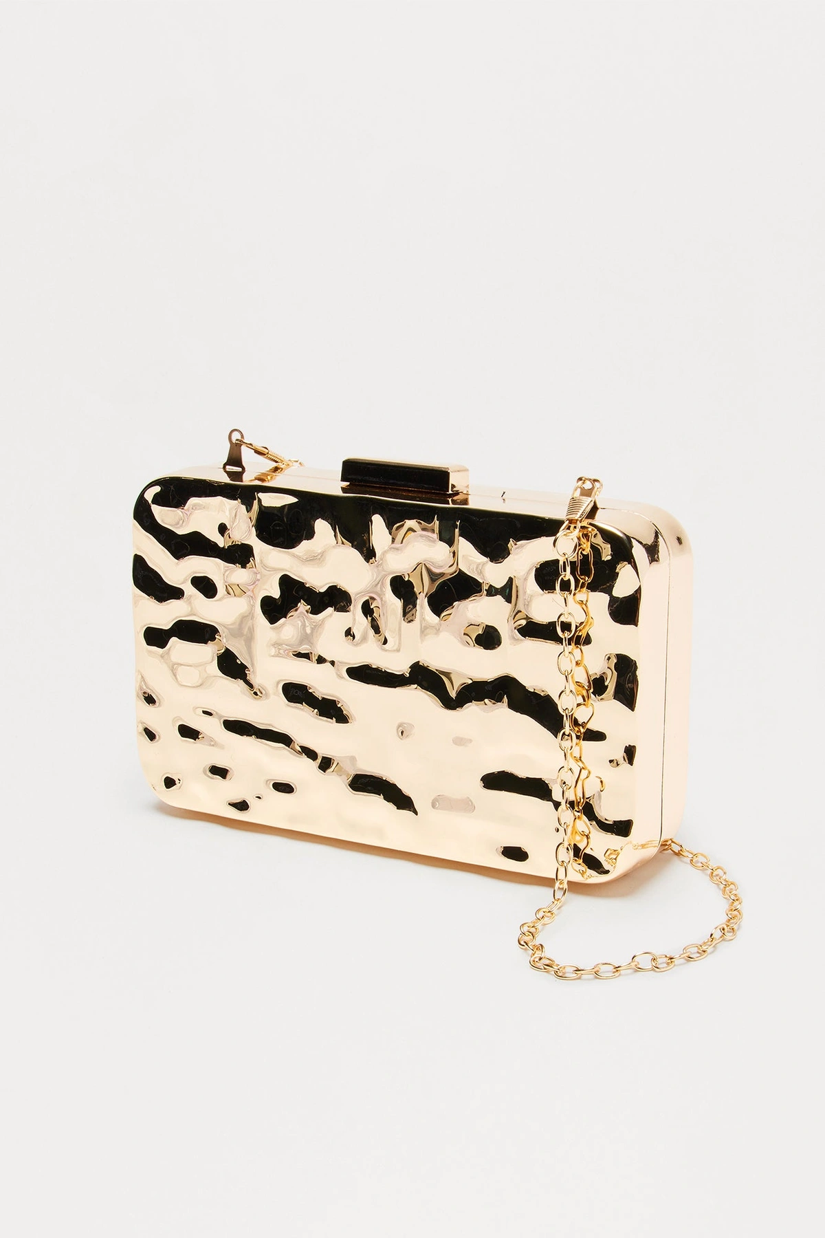 Priceless Possessions Clutch - Gold — Dourado