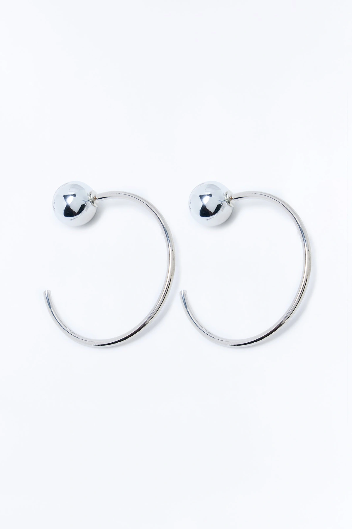 Minimal Effort Hoop Earrings - Silver — Prateado