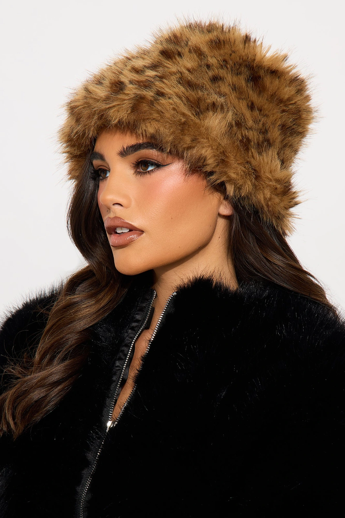 Living On The Edge Faux Fur Bucket Hat - Leopard — Leopardo