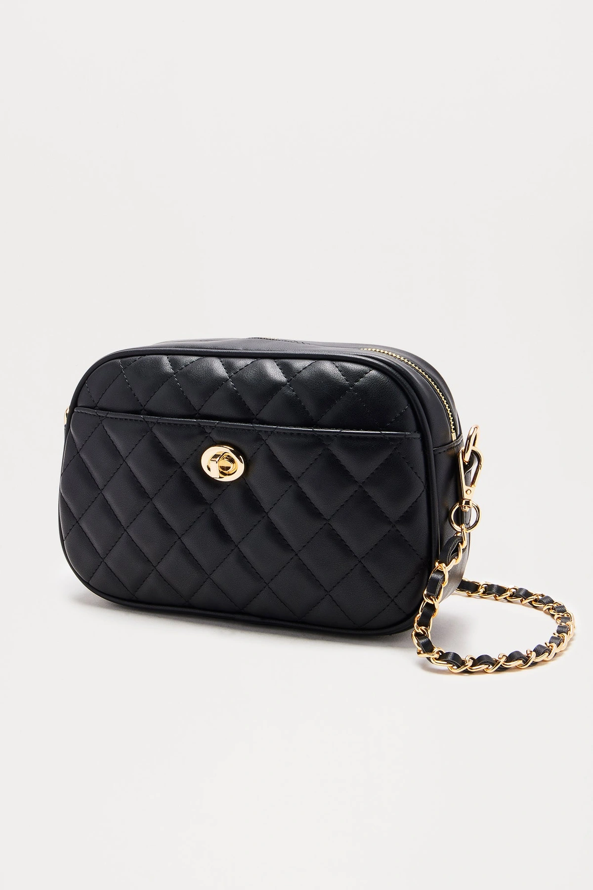 Bring The Essentials Handbag - Black — Preto