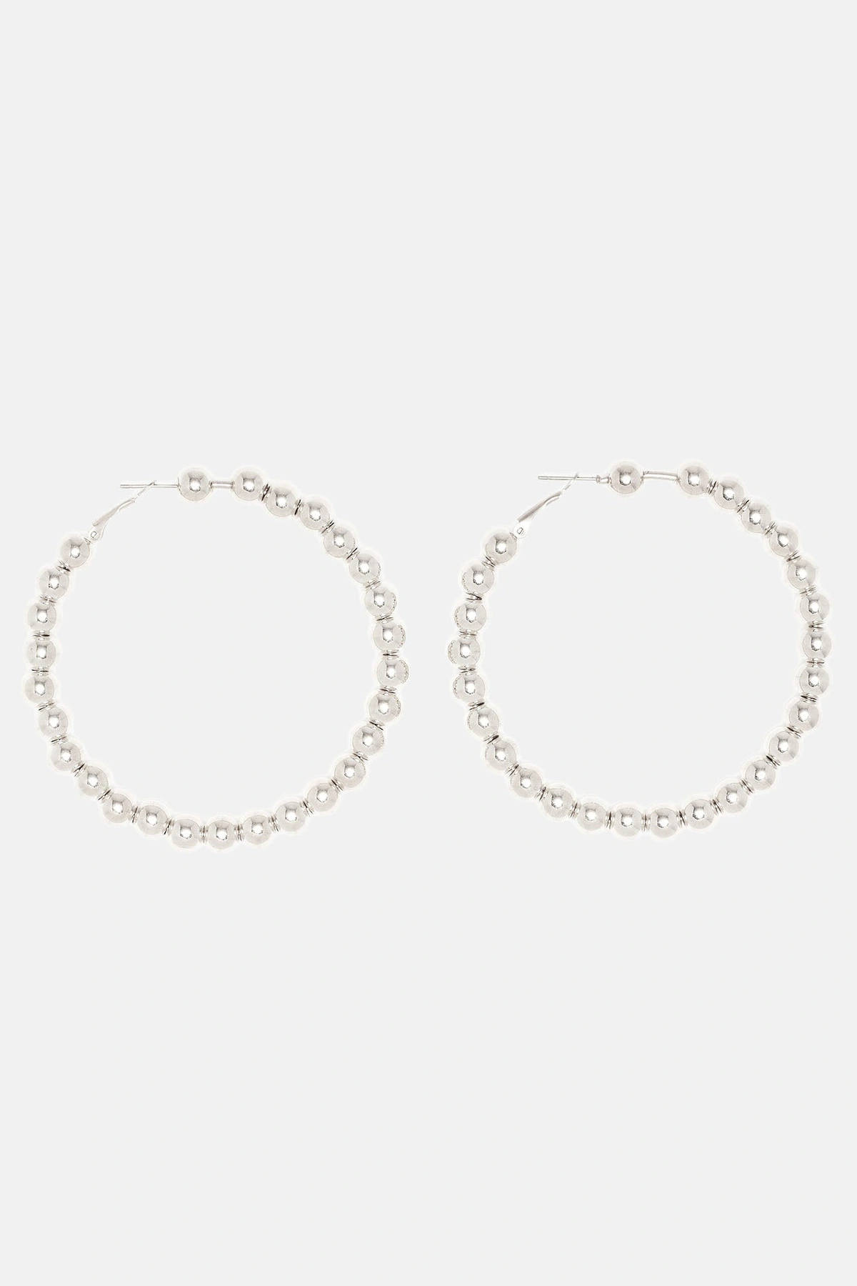 Balling On You Earrings - Silver — Prateado