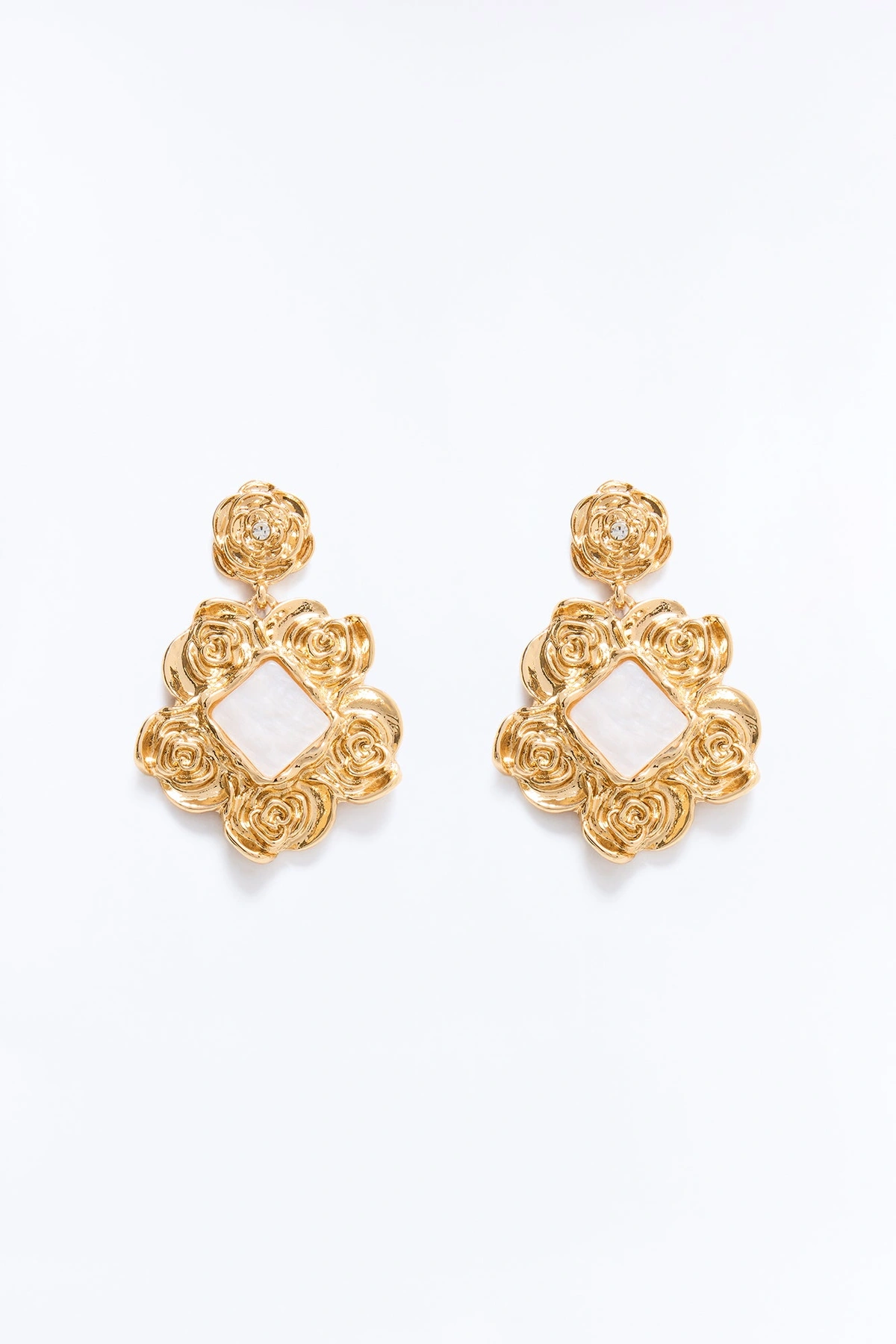Glided Hardware Drop Earrings - Gold — Dourado