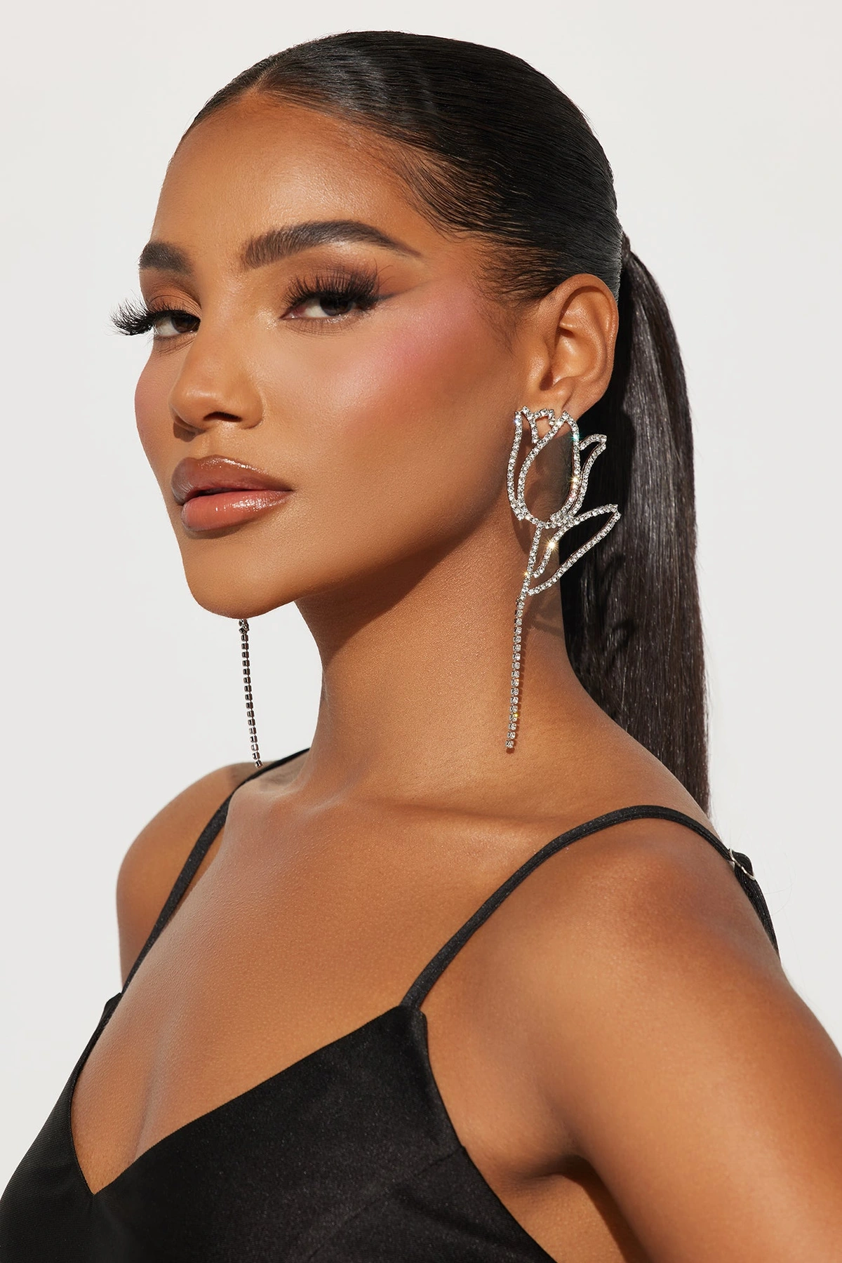 Enchanted Flower Earrings - Silver — Prateado