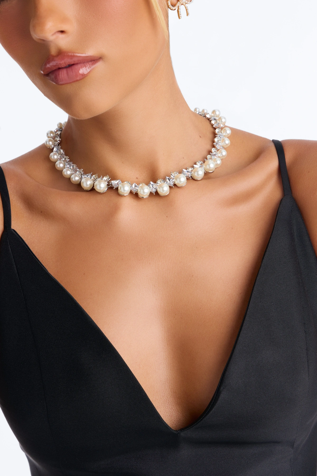 Lucky Catch Pearl Choker - Silver — Prateado