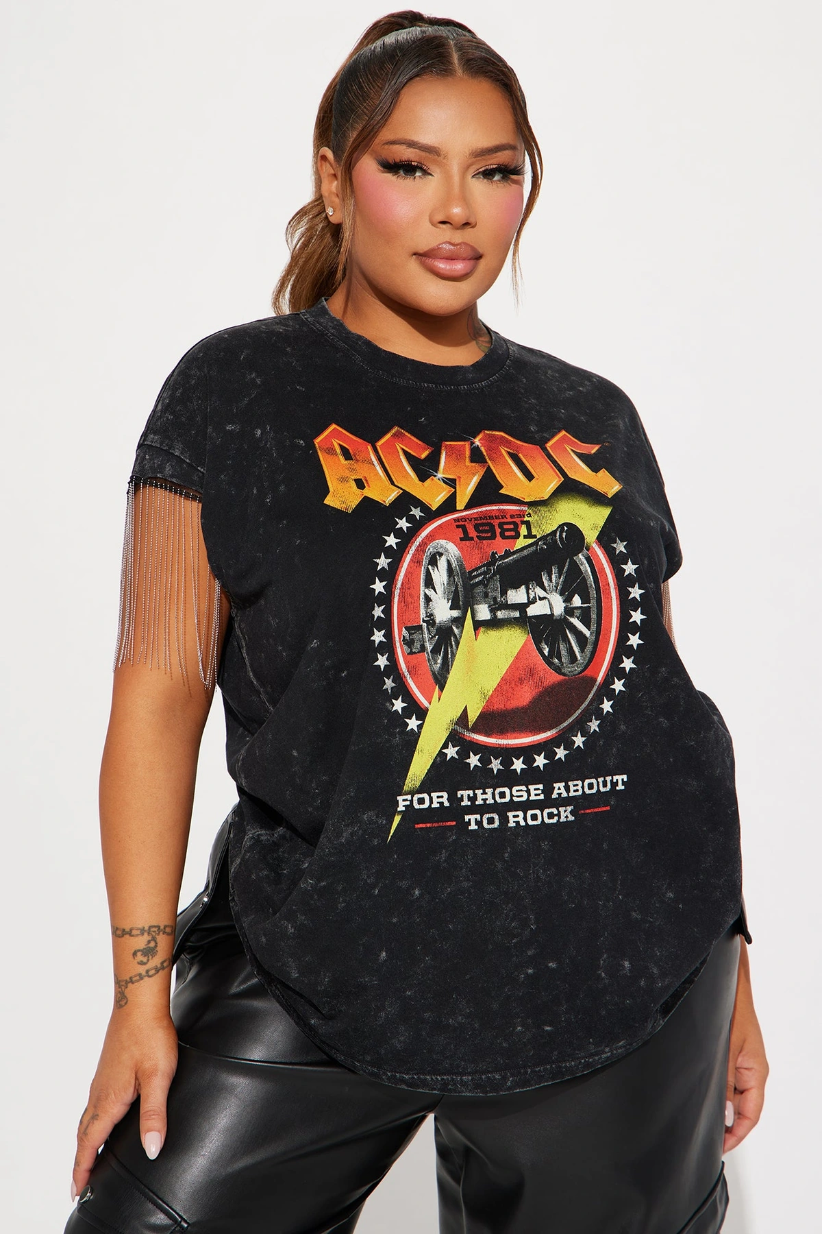 ACDC Fringe Graphic Tee - Black — Preto