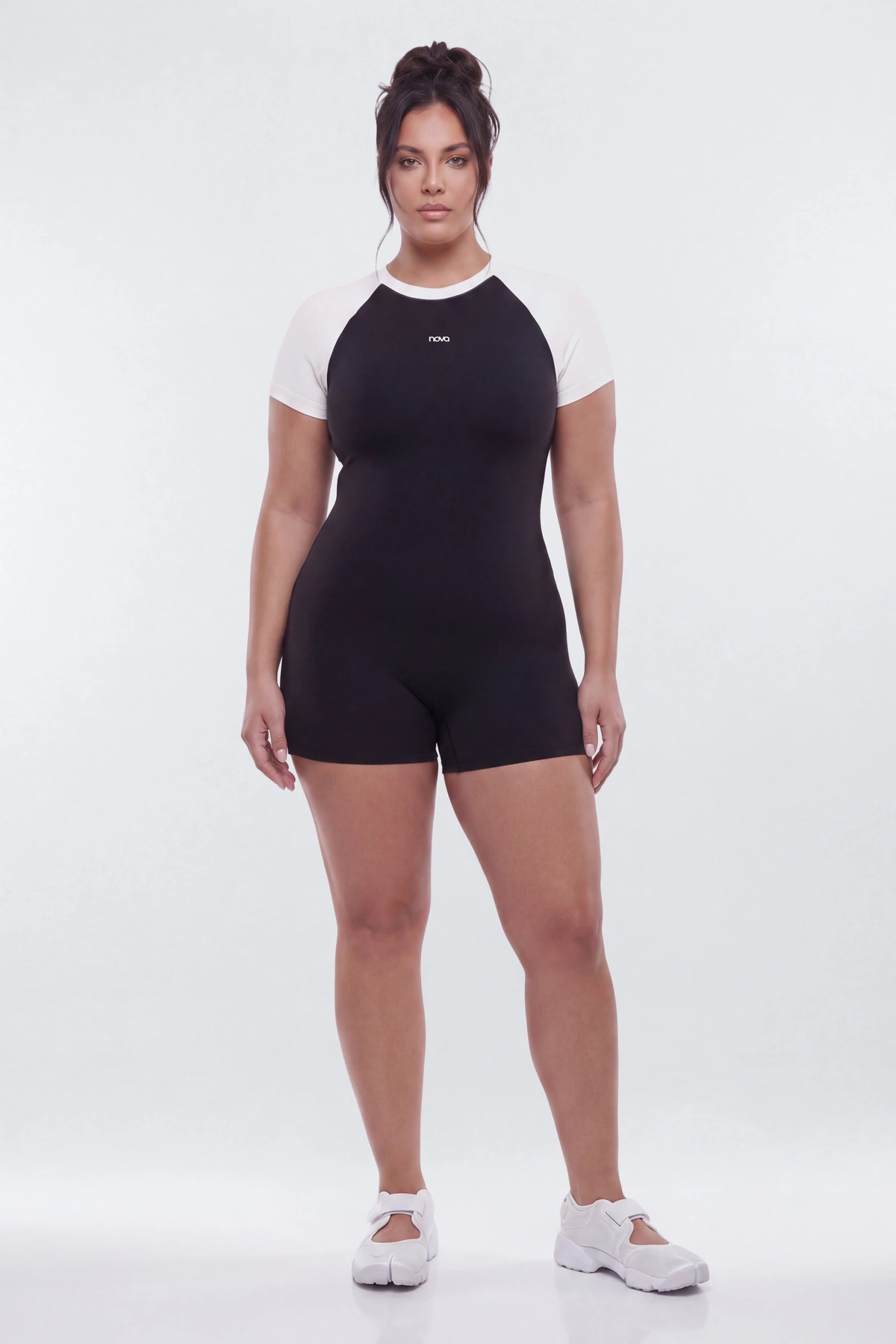 ProStretch™ 3″ Short Sleeve Colorblock Romper - Black/White — Preto/Branco