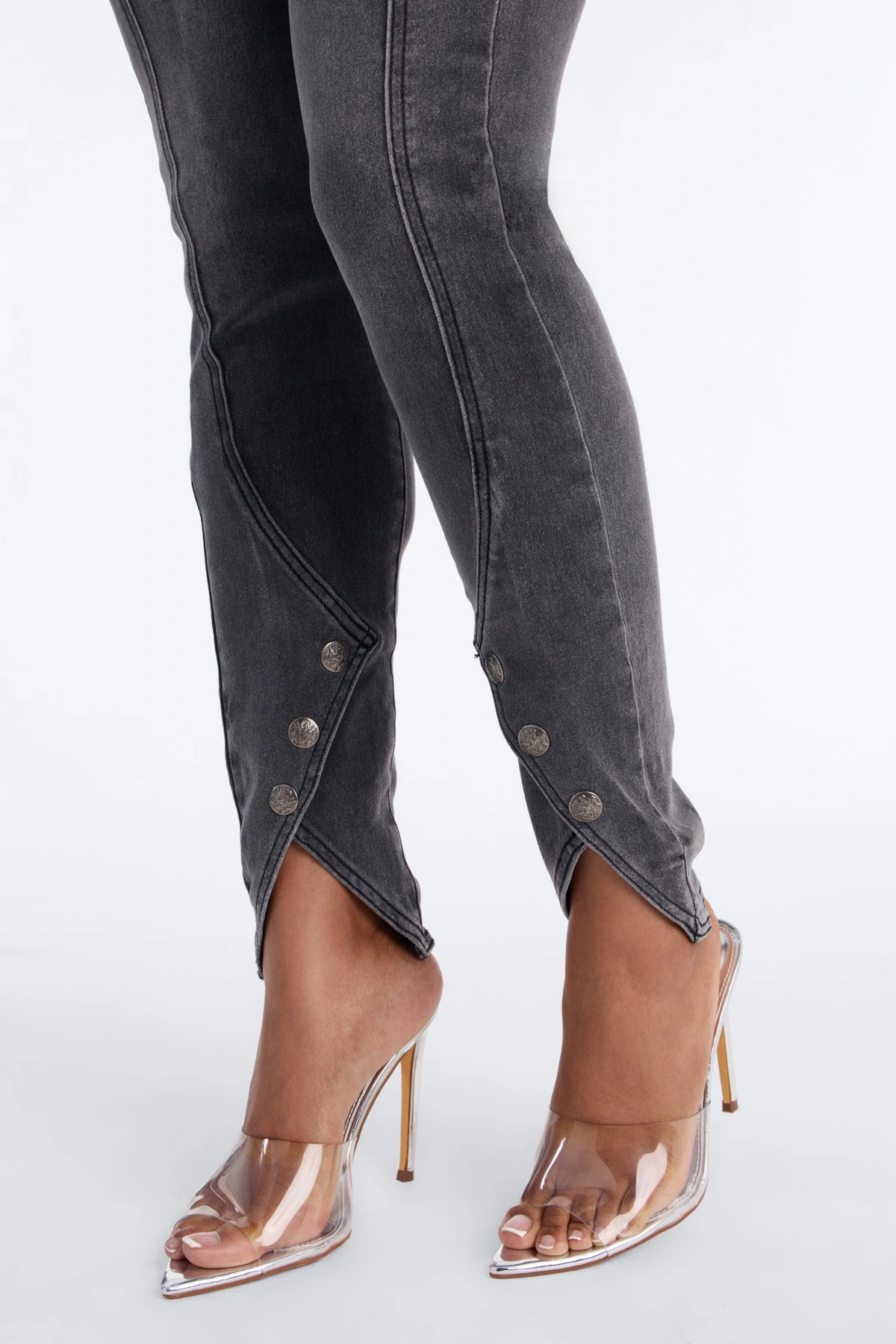 Out Past Midnight High Rise Stretch Skinny Jeans - Black — Preto