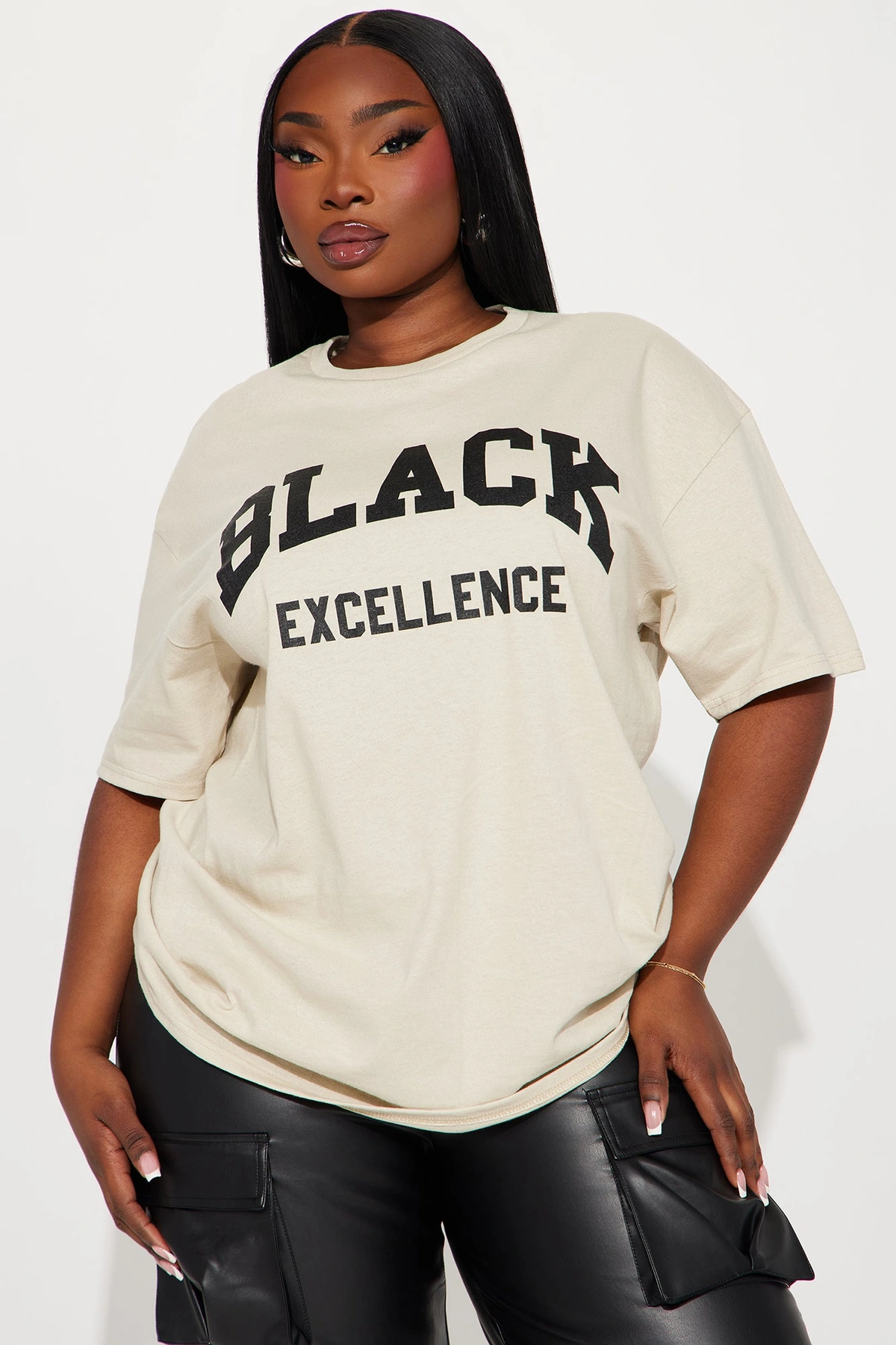 Black Excellence Tshirt - Khaki — Caqui