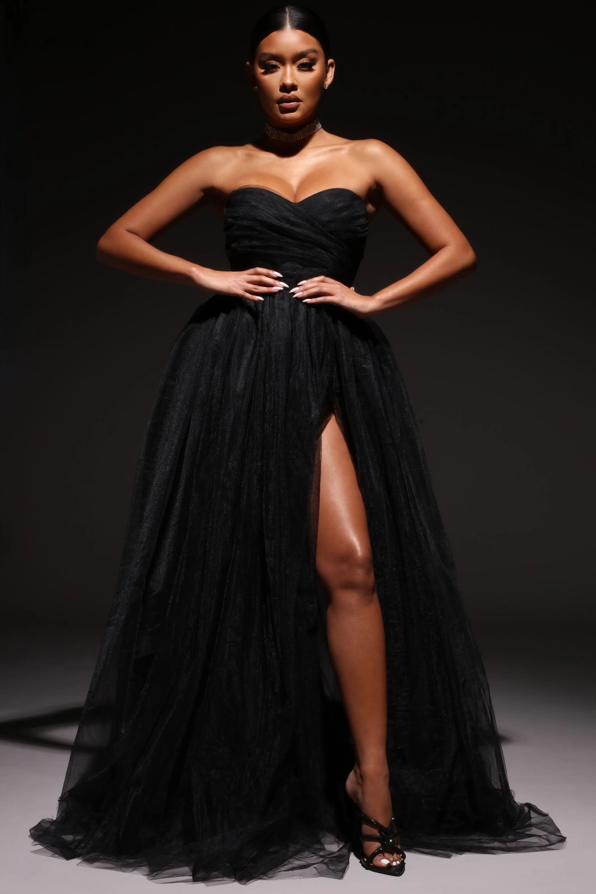Elle Tulle Gown - Black — Preto