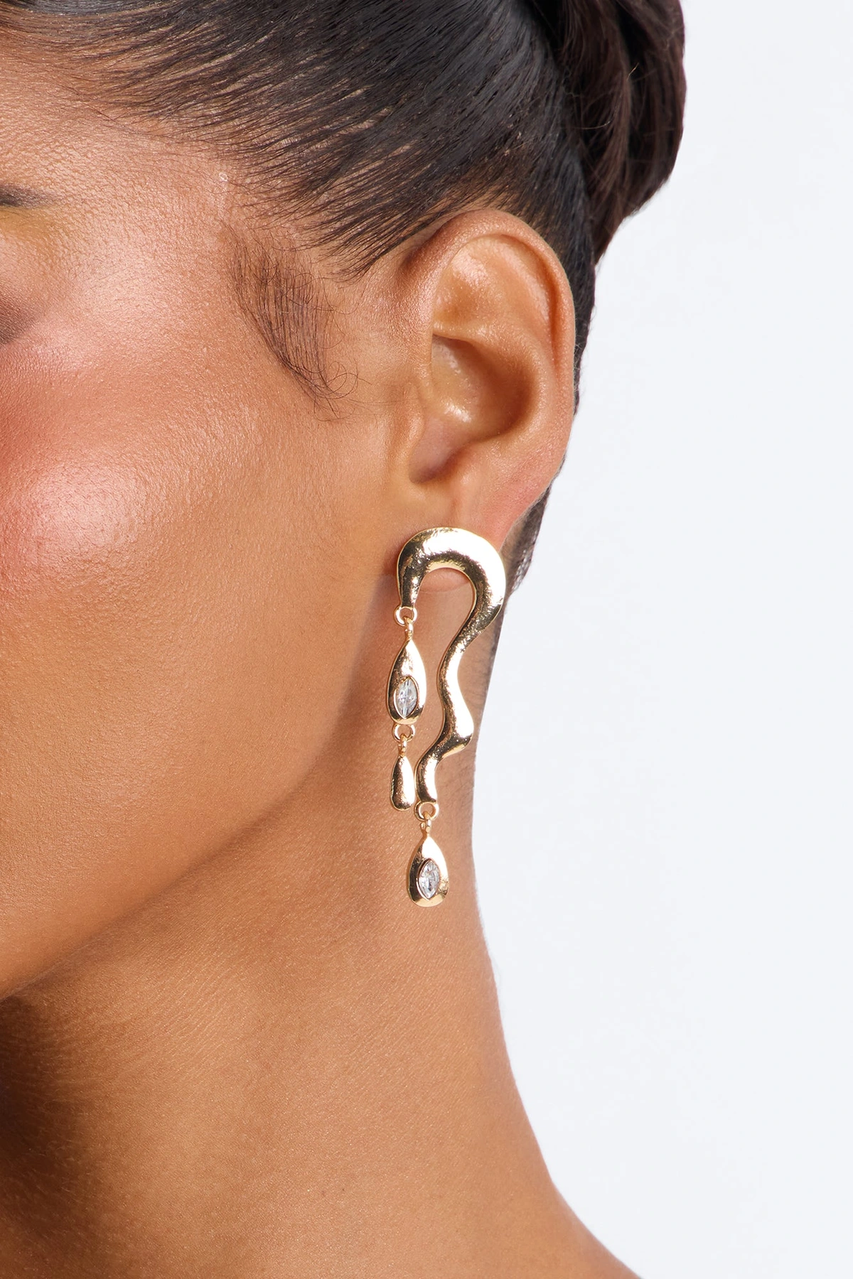 Glistening Water Earrings - Gold — Dourado