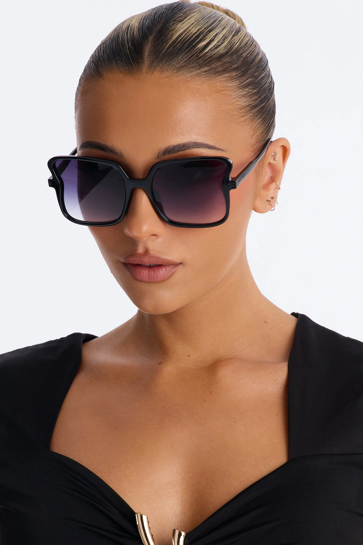 Say My Name Sunglasses - Black — Preto