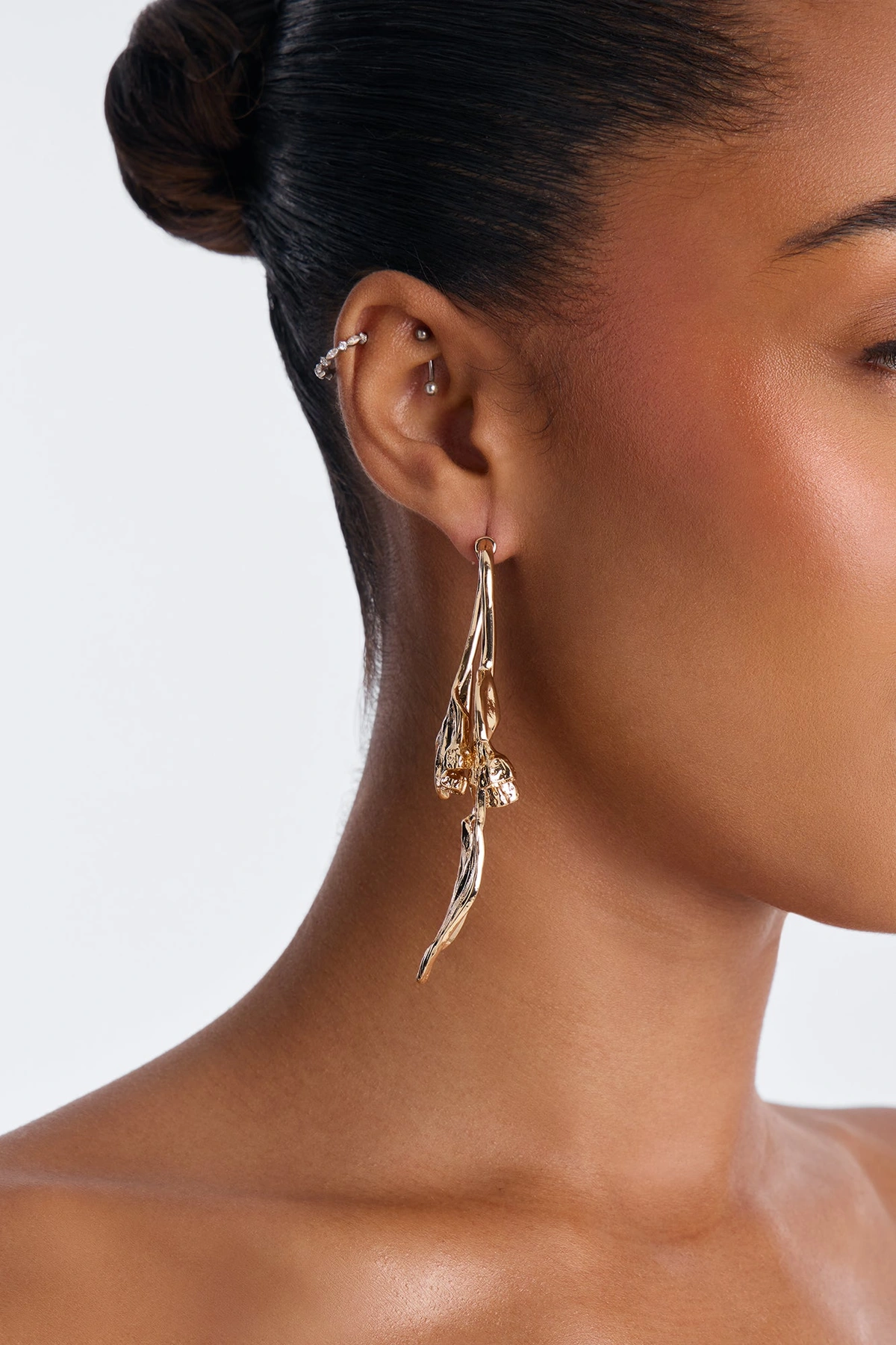 Fleur Bloom Drop Earrings - Gold — Dourado
