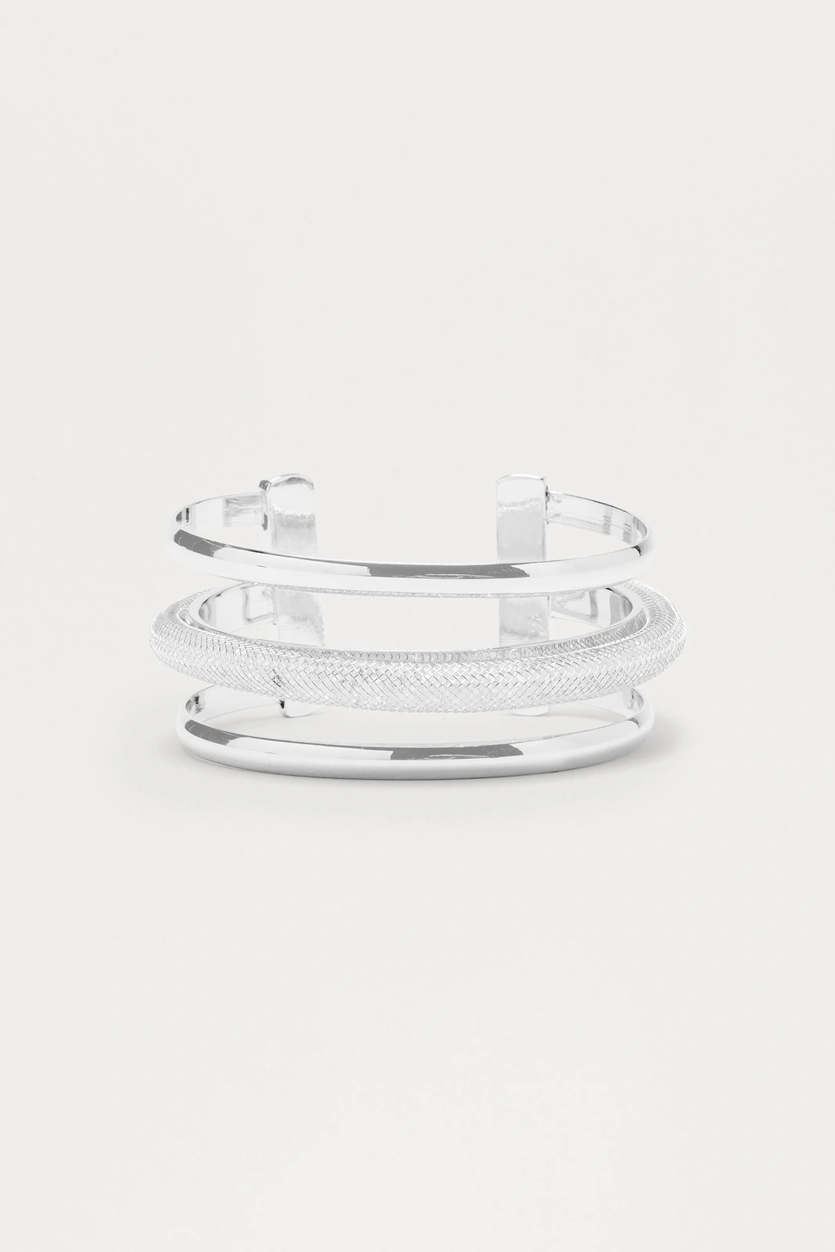 That Girl Cuff Bracelet - Silver — Prateado