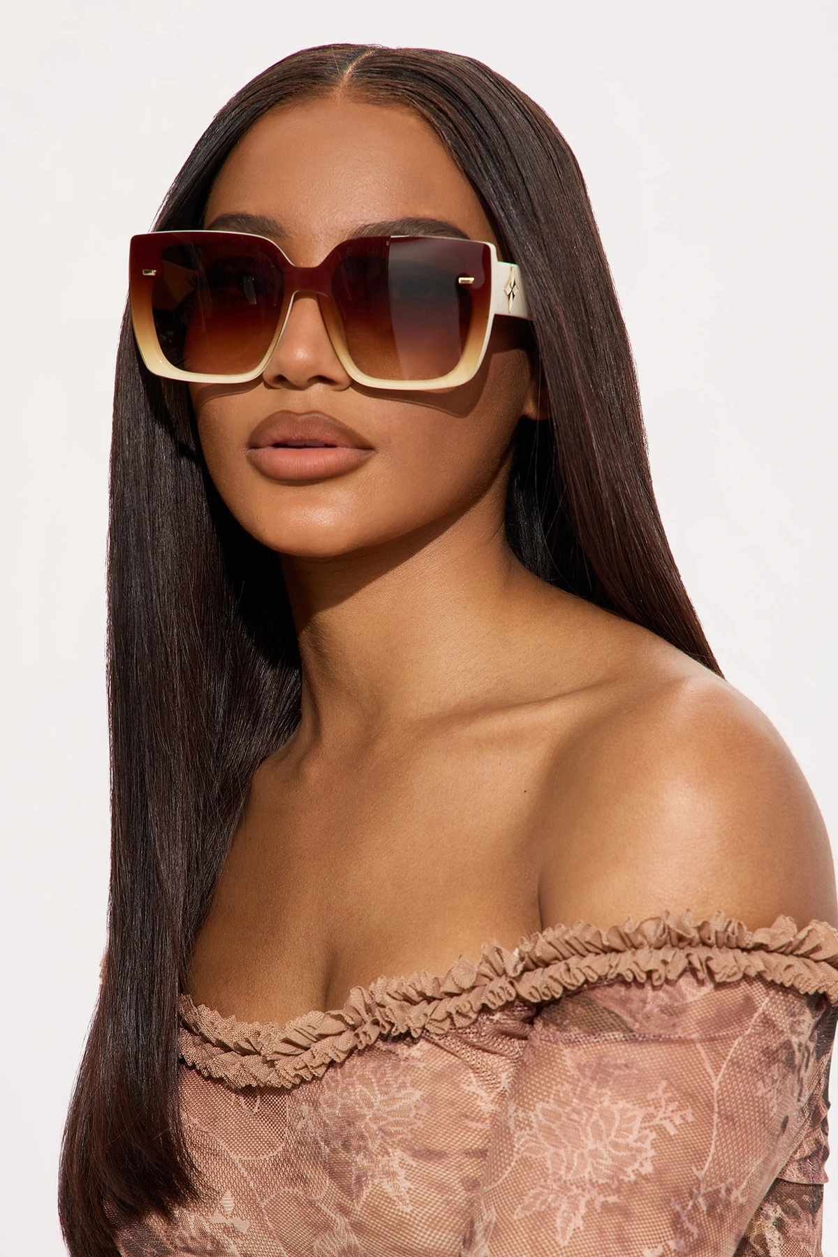 Chill Vue Vacation Square Sunglasses - Cream — Creme