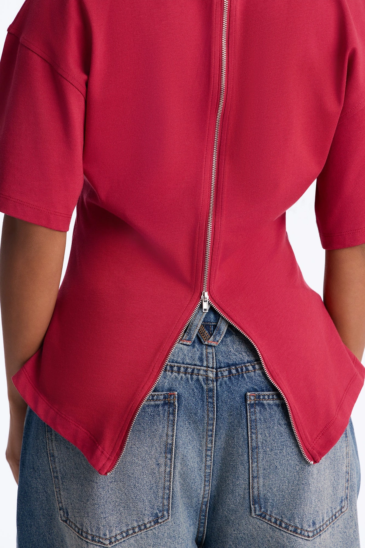 Jayden Fitted T-Shirt - Raspberry — Raspberry