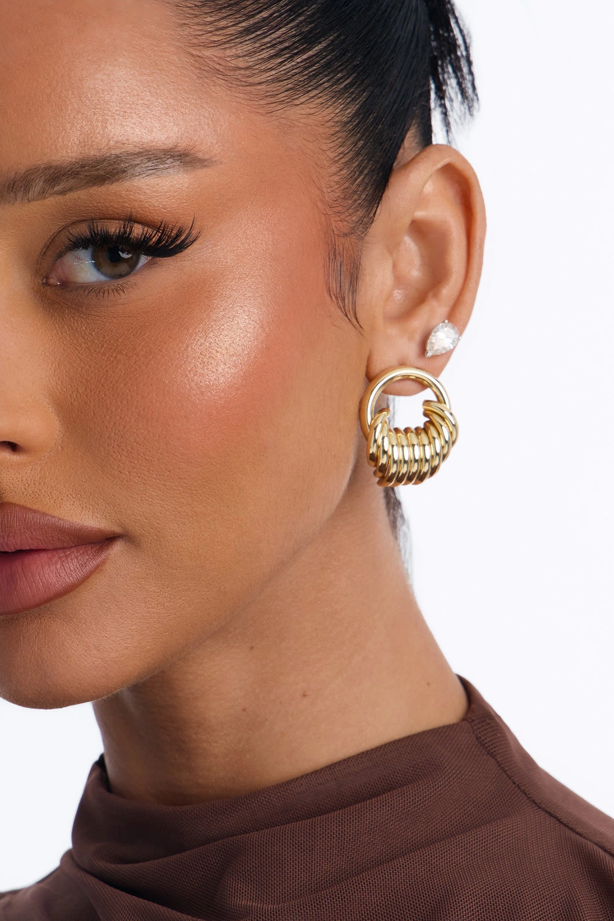 Stop Calling Drop Earrings - Gold — Dourado