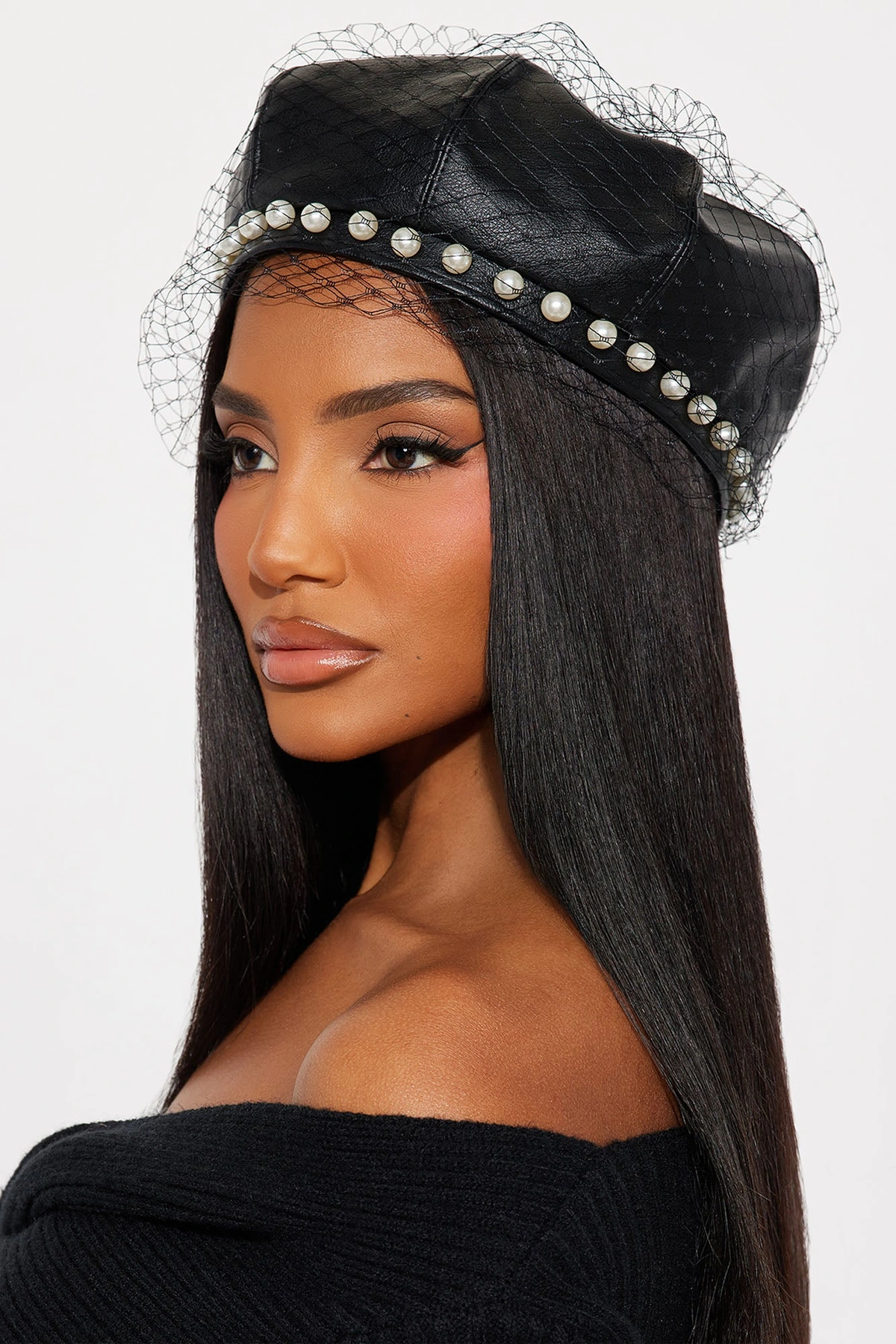 Beauty Everywhere Beret - Black — Preto