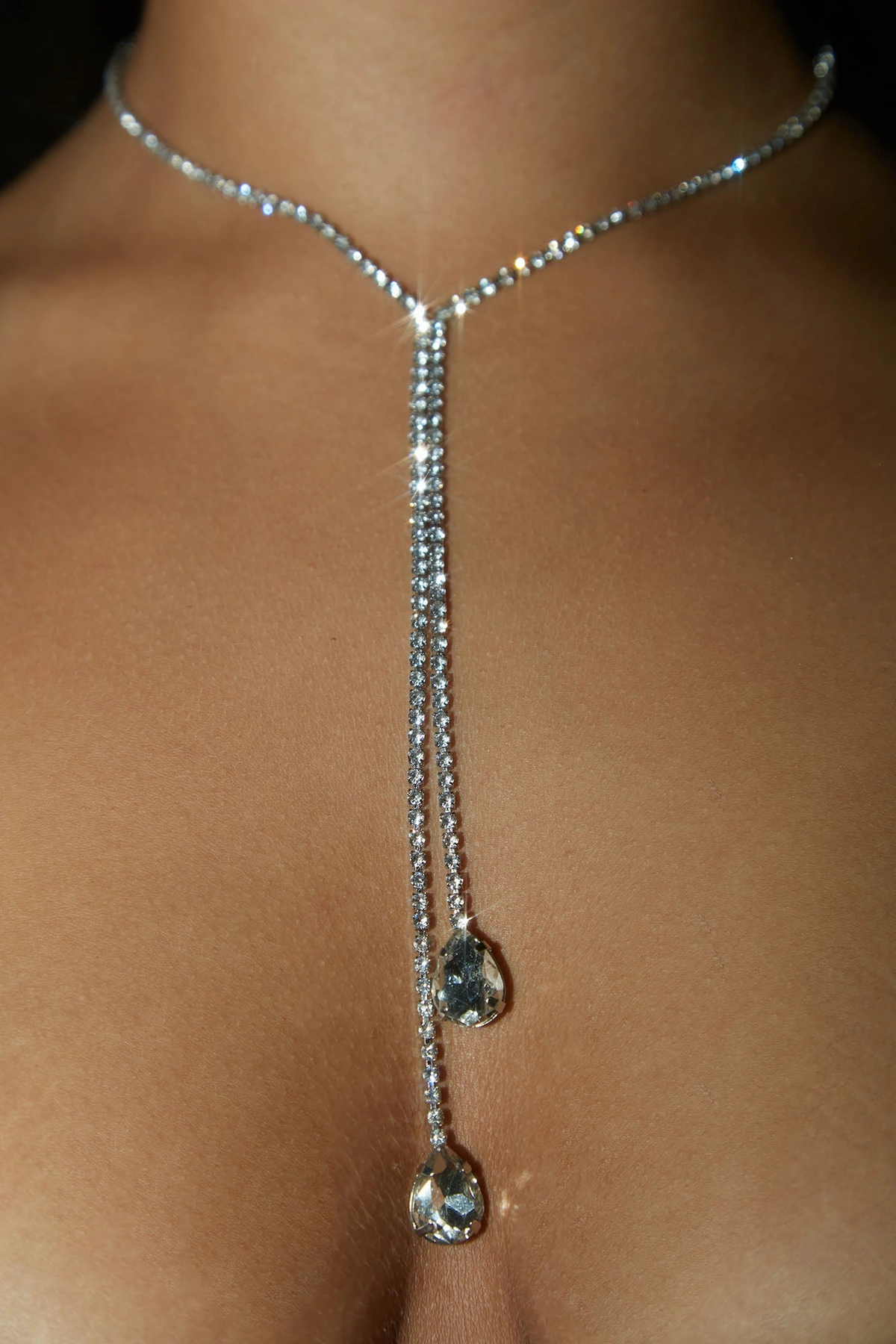 Meet Me In The Middle Necklace - Silver — Prateado