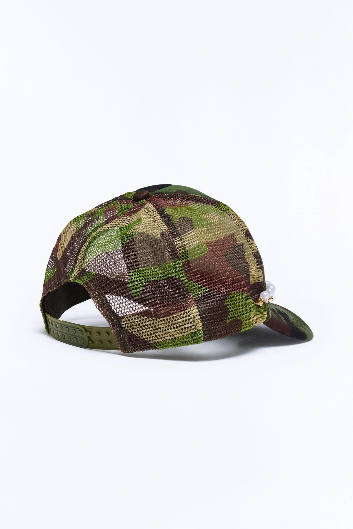 Unhinged Trucker Hat - Camouflage — Camouflage