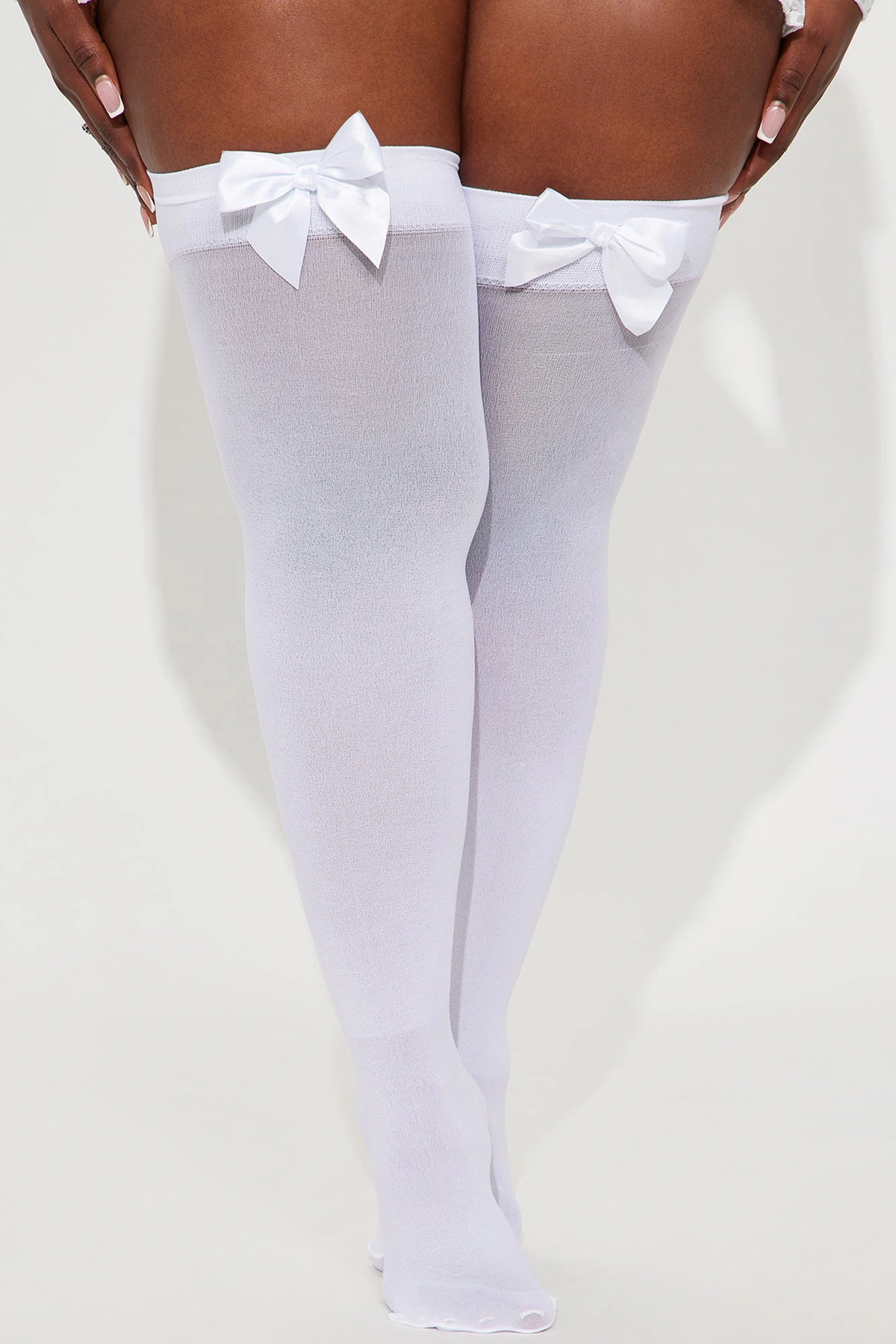 Sweet Desires Sheer Bow Thigh Highs - White — Branco