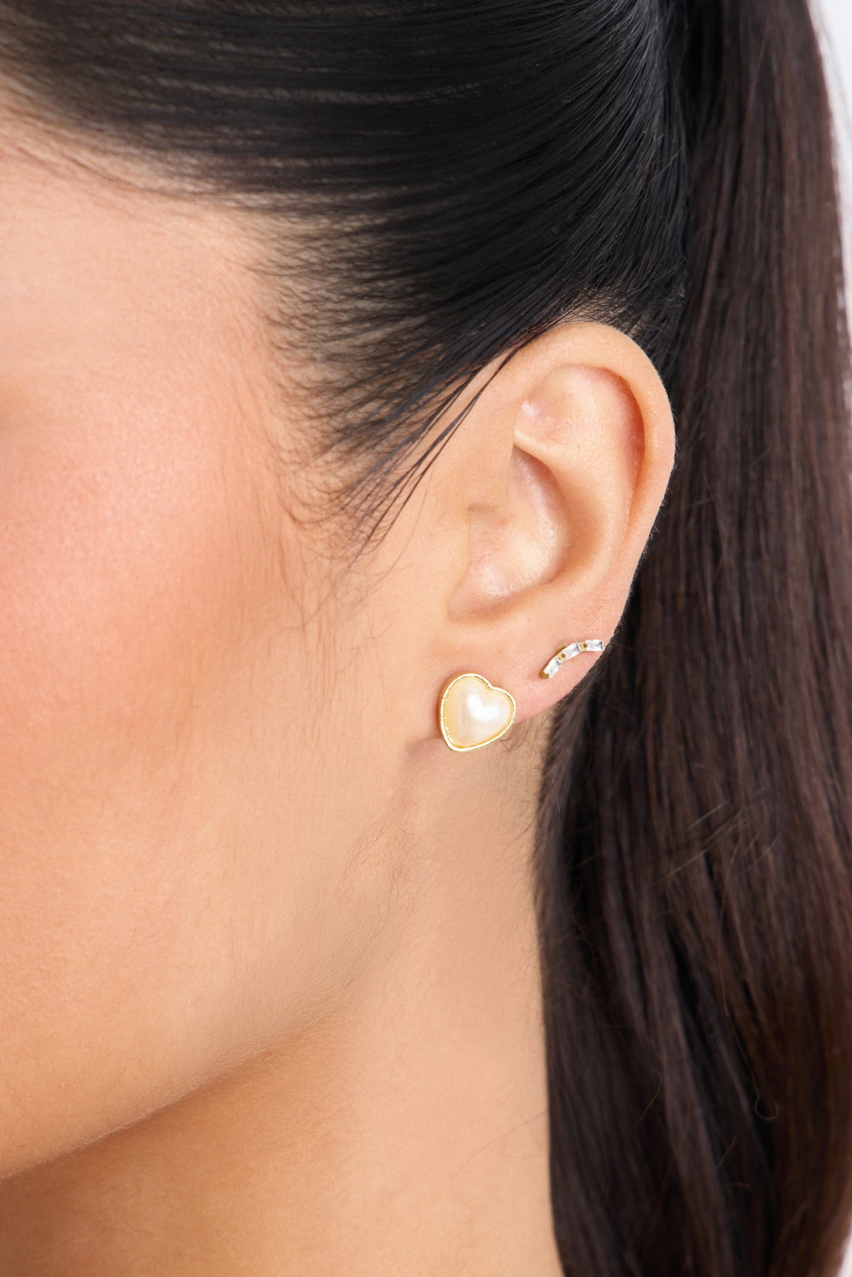 Got Me Blushing Stud Earrings - Gold — Dourado