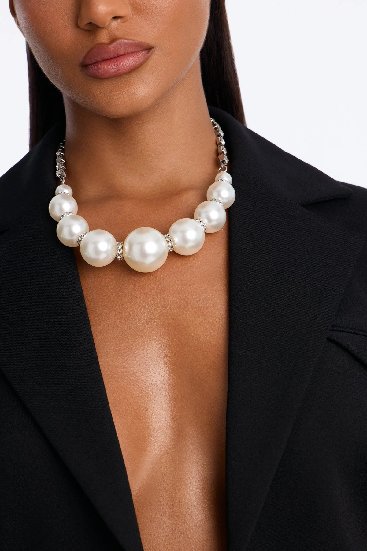 Timeless Elegance Necklace - White — Branco