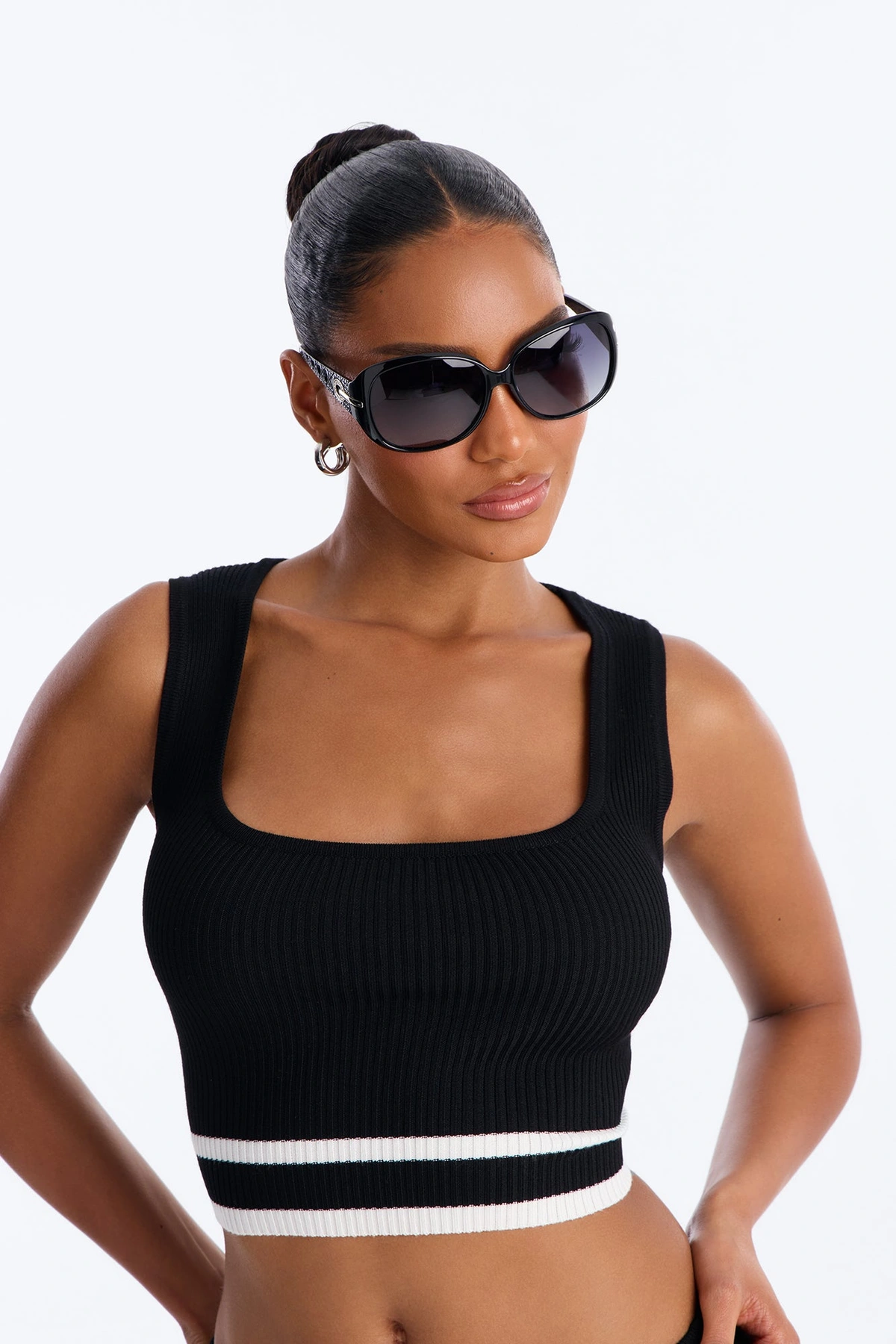 Grande Frame Sunglasses - Navy — Azul-marinho