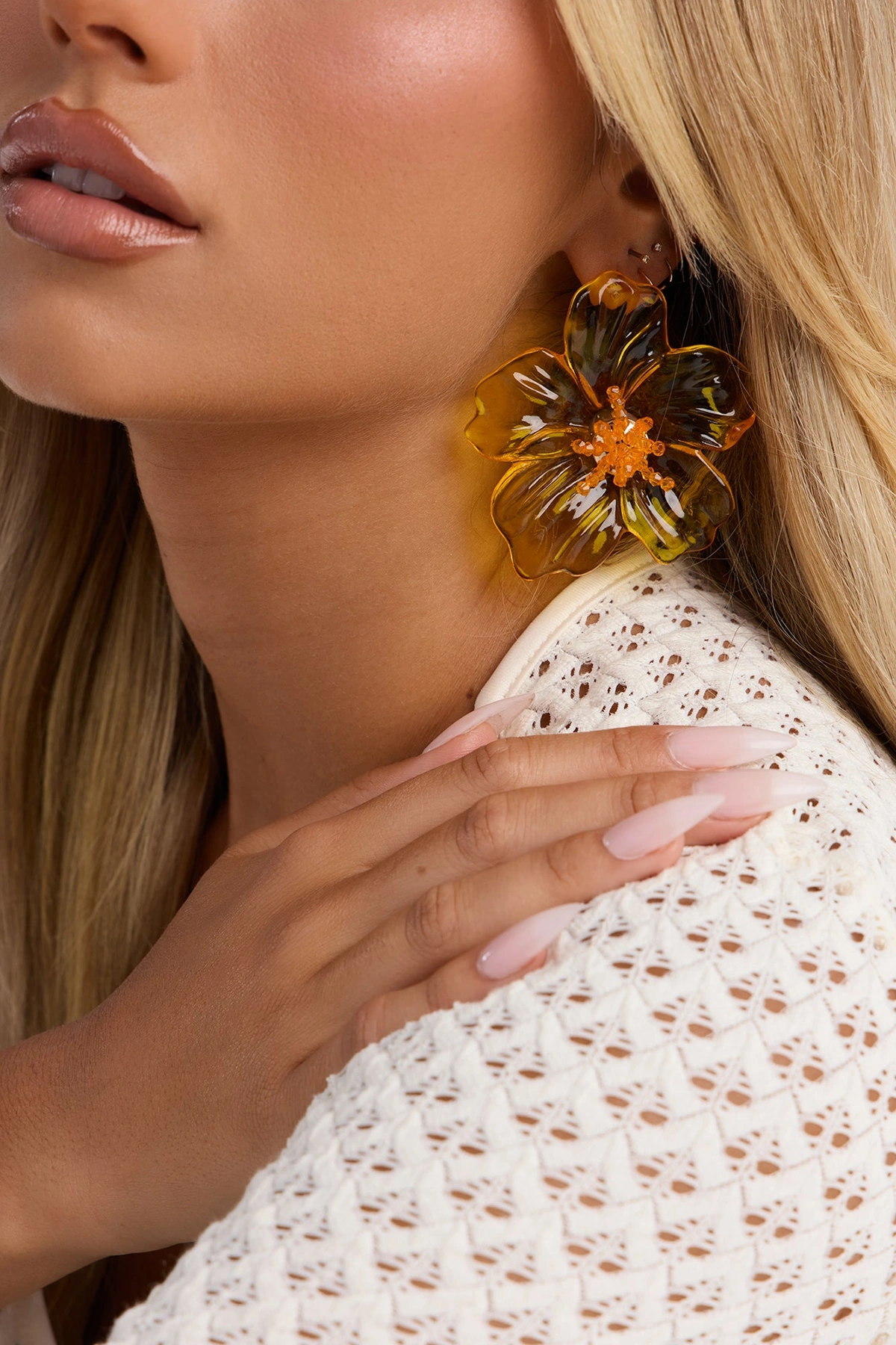 Tiki Bloom Drop Floral Earrings - Yellow — Amarelo