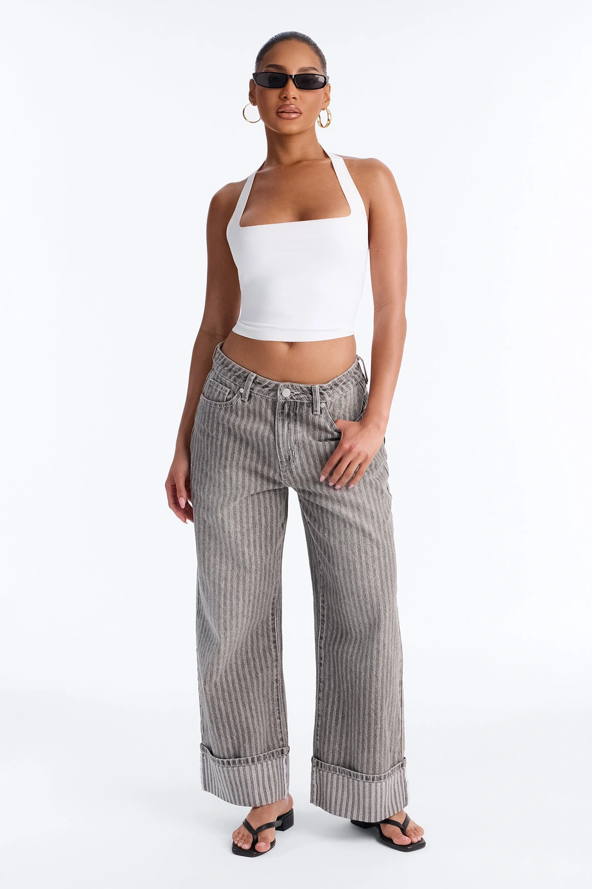 Catch Up Cuffed Wide Leg Jeans - Grey — Cinzento